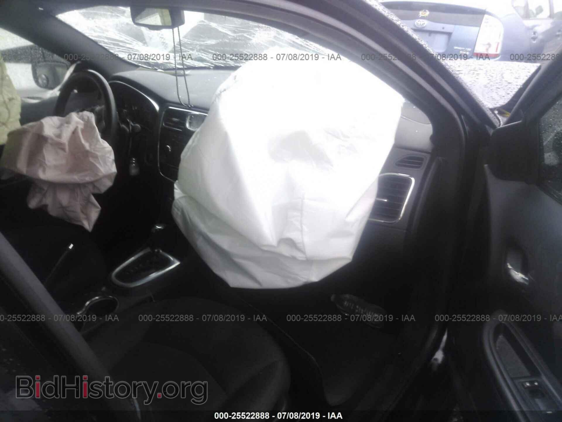 2013 CHRYSLER 200 - VIN: 1C3CCBBB8DN579847 - Фото 5