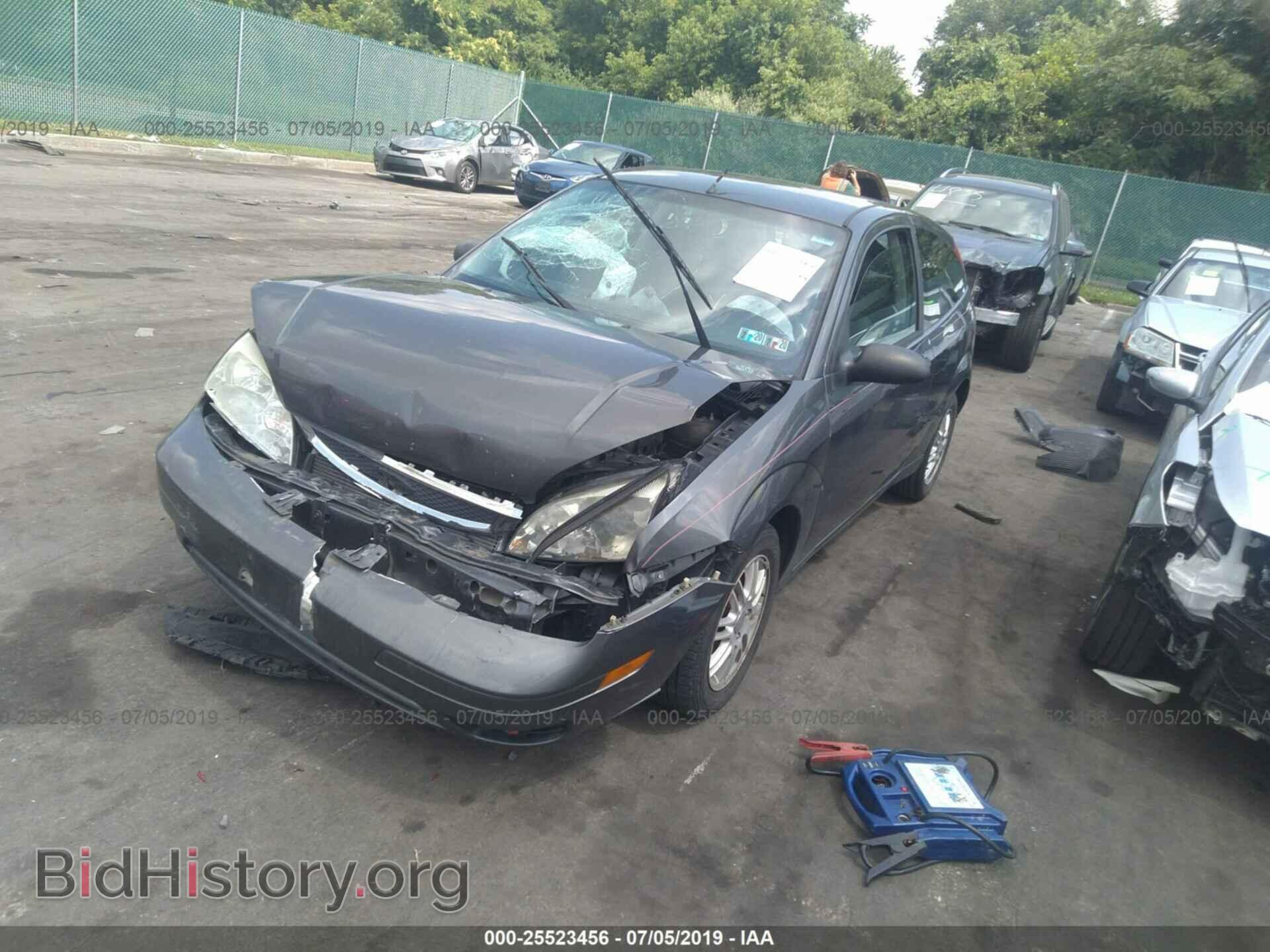 2005 FORD FOCUS - VIN: 3FAFP31N75R100613 - Фото 2
