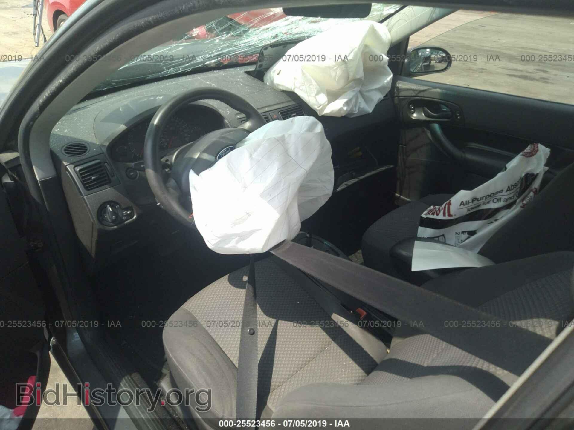 2005 FORD FOCUS - VIN: 3FAFP31N75R100613 - Фото 5