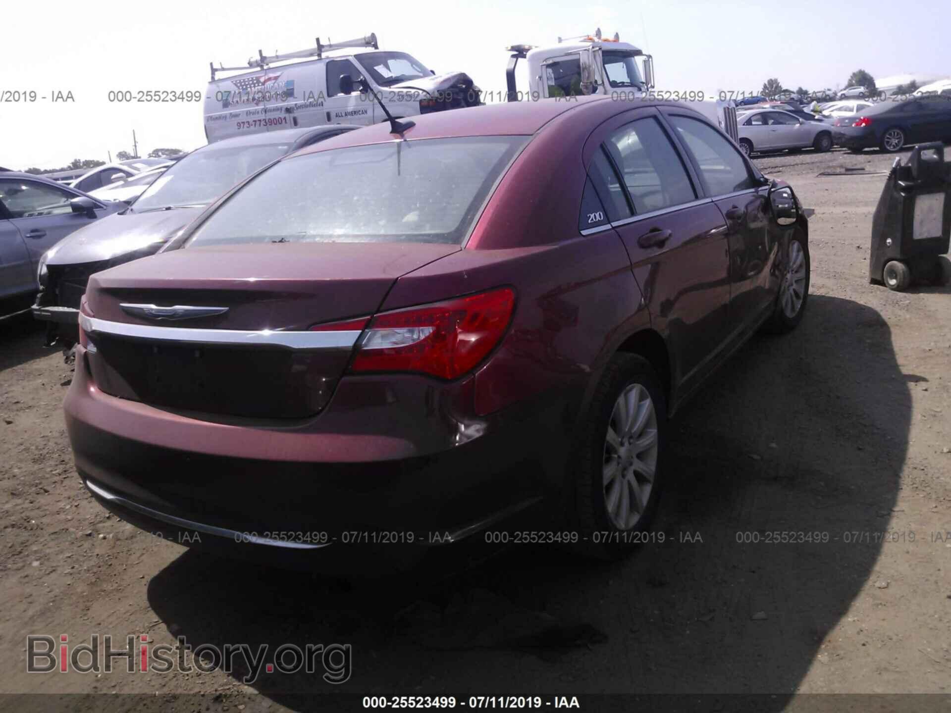 2012 CHRYSLER 200 - VIN: 1C3CCBBB7CN137852 - Фото 4