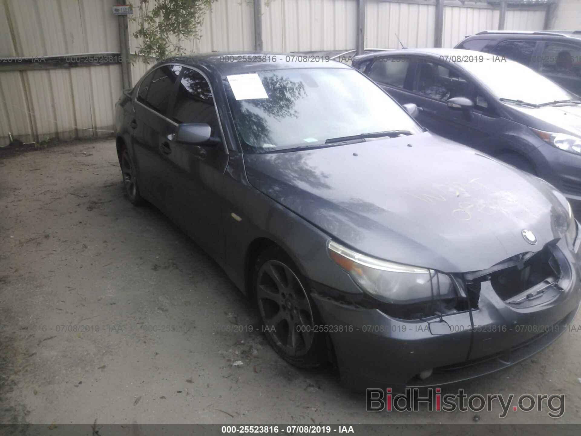 Photo WBANA73565CR60736 - BMW 530 2005