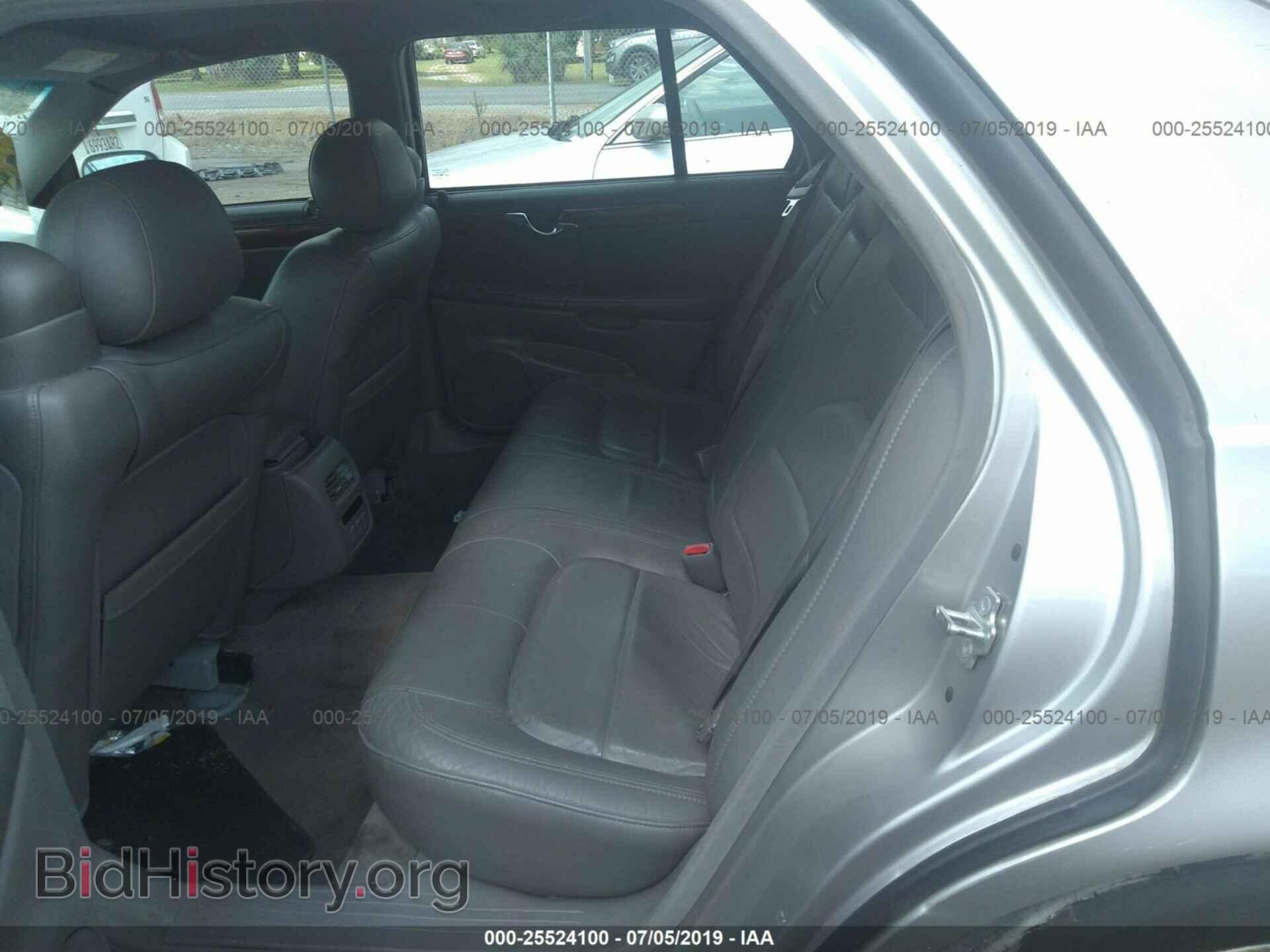 2005 CADILLAC DEVILLE - VIN: 1G6KD54Y95U109070 - Photo 8