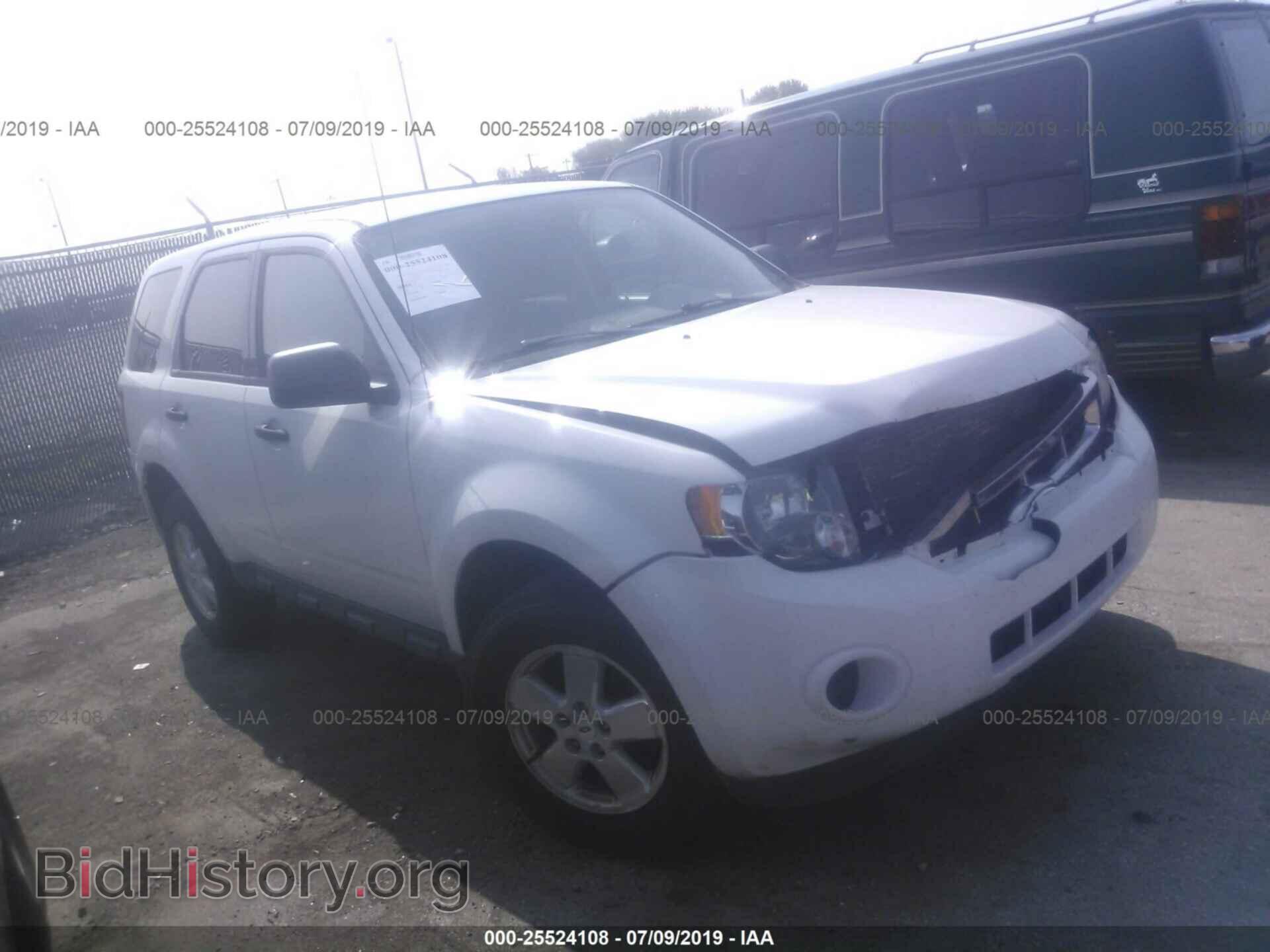 Фотография 1FMCU0C71BKB47876 - FORD ESCAPE 2011