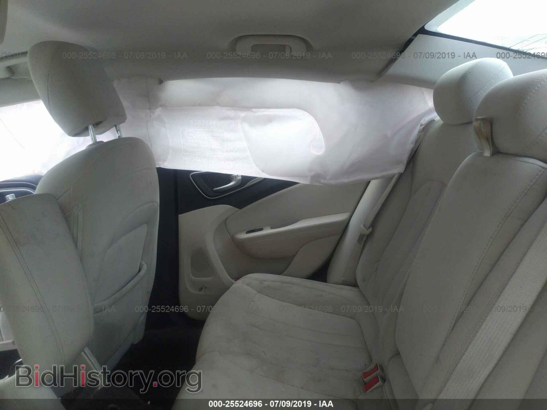2015 CHRYSLER 200 - VIN: 1C3CCCAB3FN575926 - Photo 8