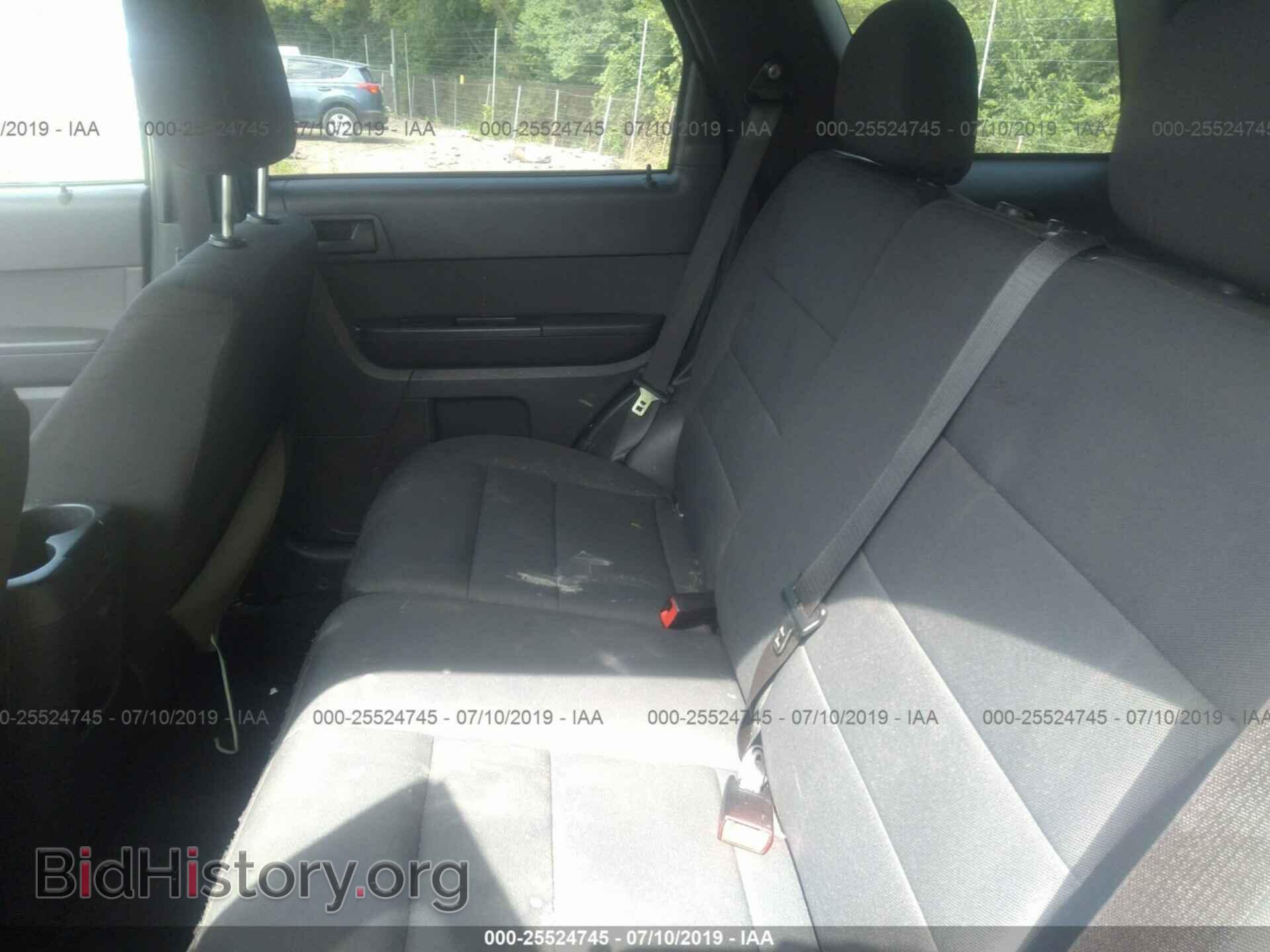 2011 FORD ESCAPE - VIN: 1FMCU0D7XBKA51520 - Фото 8