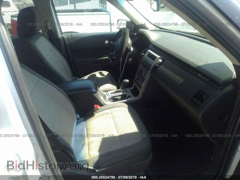 2011 Ford FLEX (VIN 2FMGK5BC3BBD07642) — photo 5 of 10