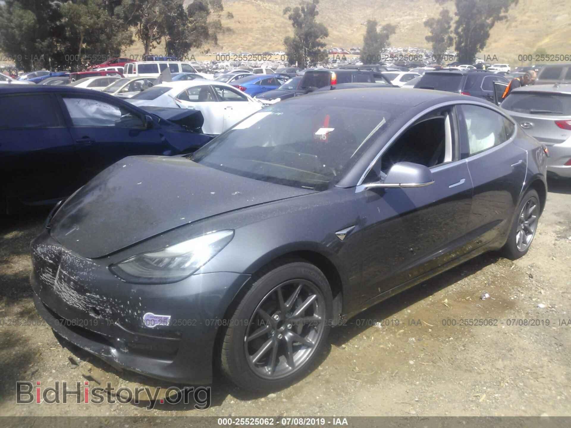 2018 TESLA MODEL 3 - VIN: 5YJ3E1EAXJF158208 - Photo 2