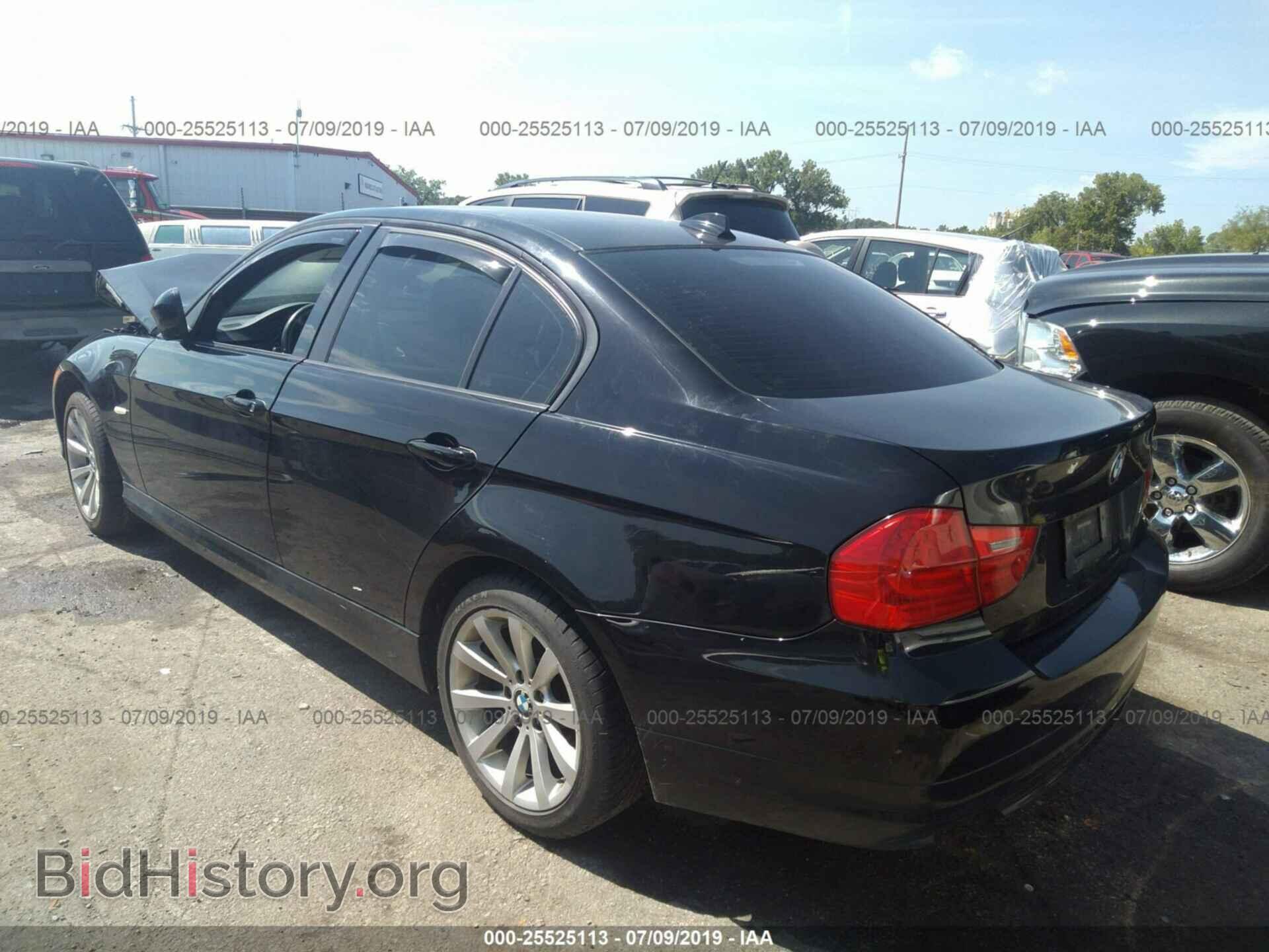 2011 BMW 328 - VIN: WBAPH7C50BE126367 - Фото 3