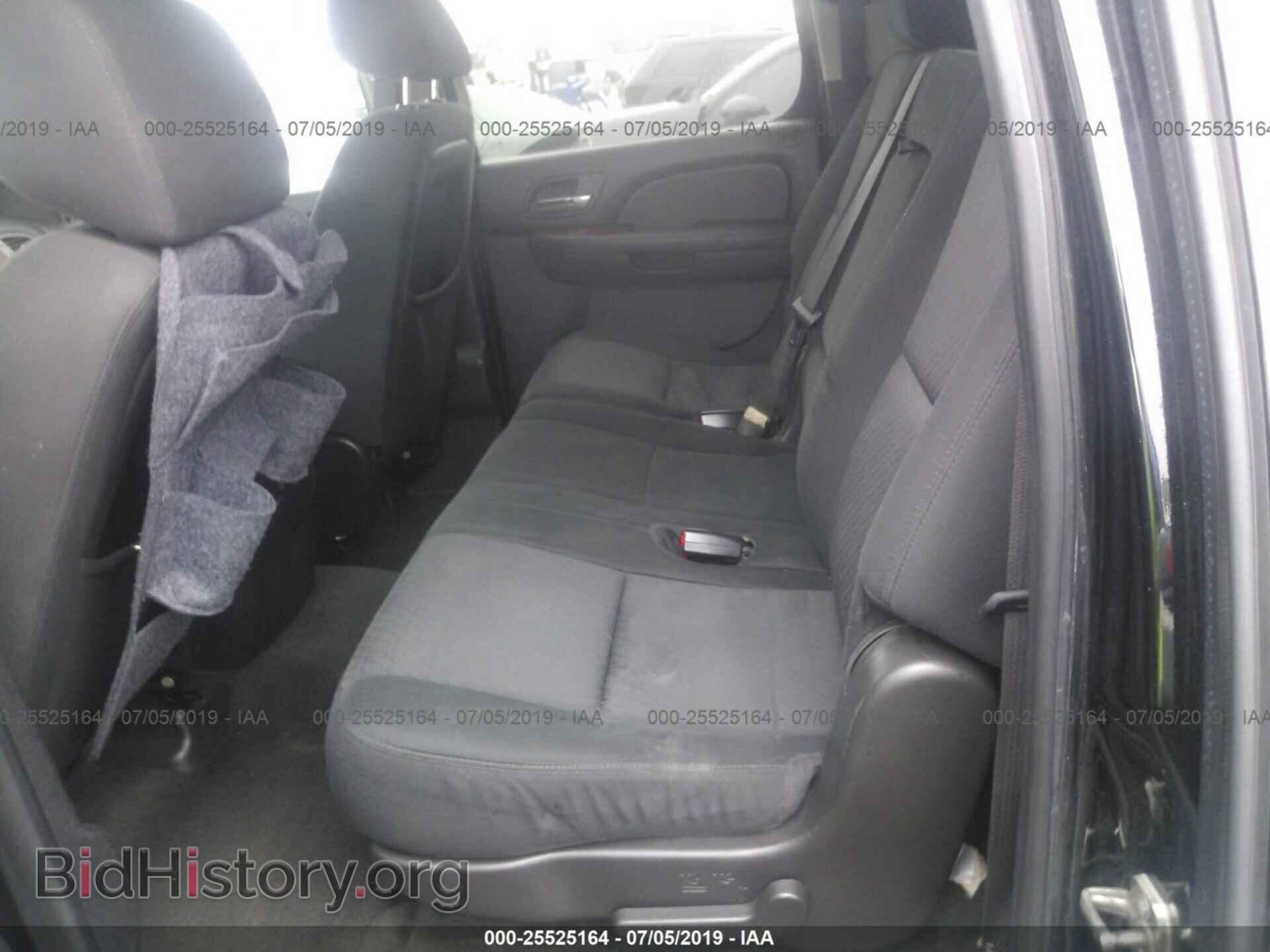 2011 CHEVROLET SUBURBAN - VIN: 1GNSCHE03BR395949 - Фото 8