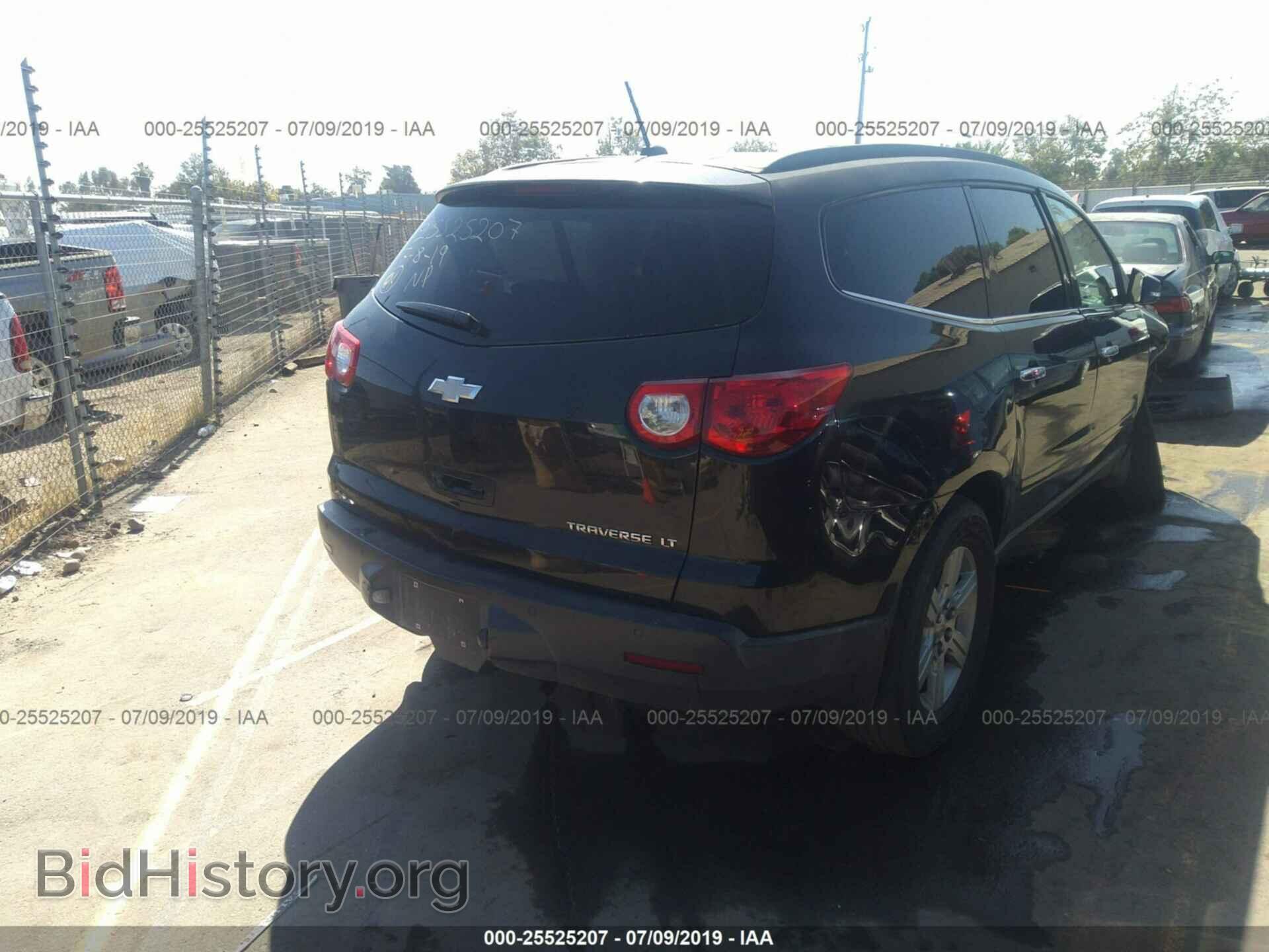 2010 CHEVROLET TRAVERSE - VIN: 1GNLRFED7AS148919 - Фото 4