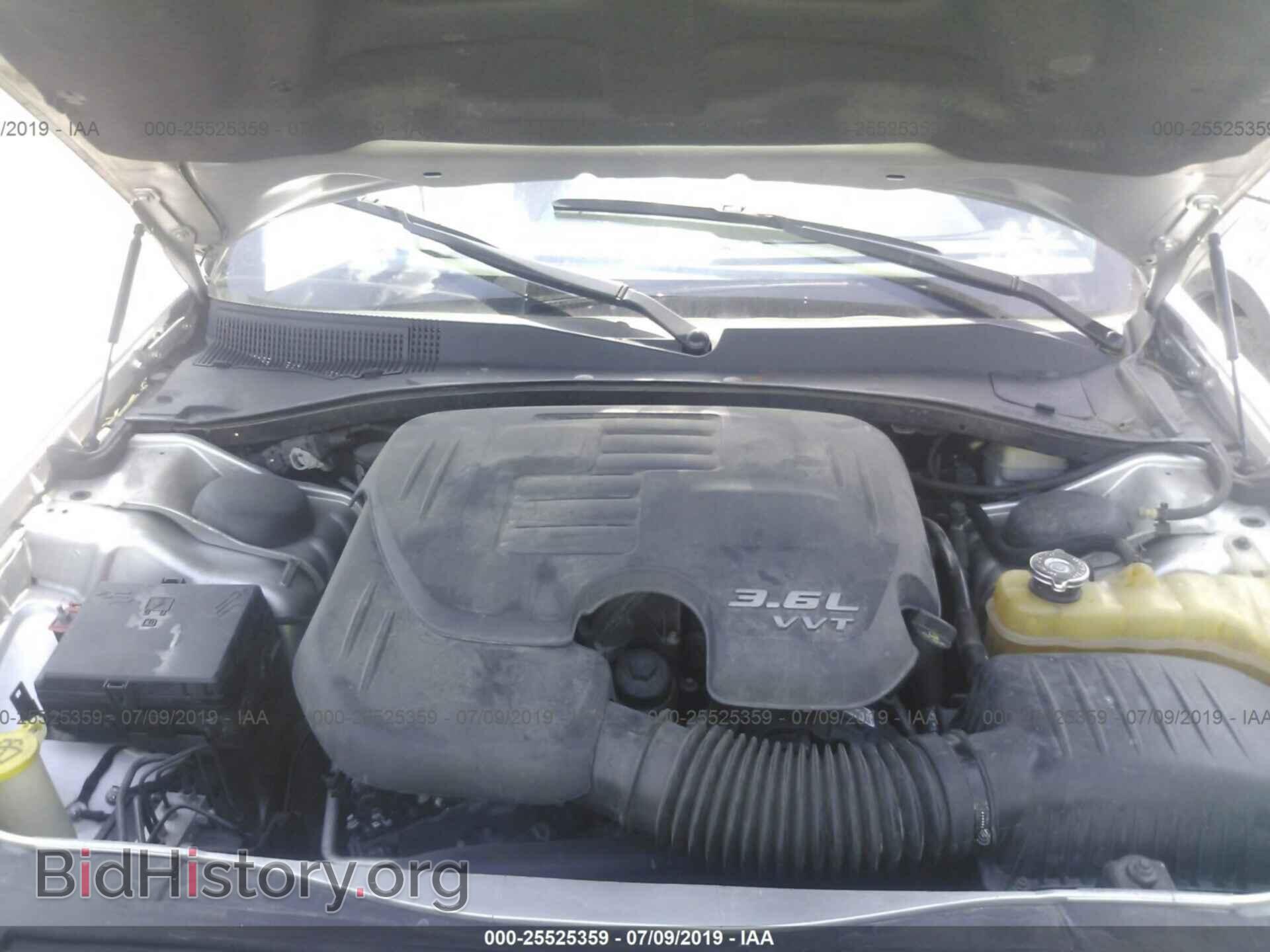 2012 CHRYSLER 300 - VIN: 2C3CCACG7CH199846 - Фото 10