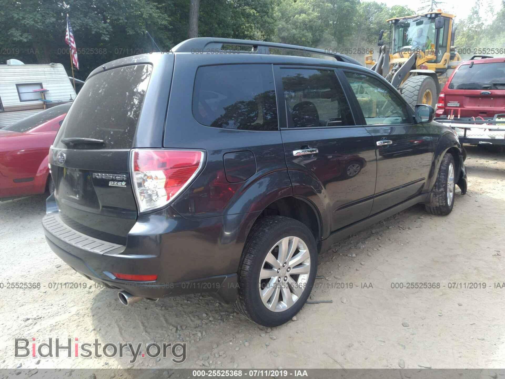 2011 SUBARU FORESTER - VIN: JF2SHADC3BH770985 - Фото 4