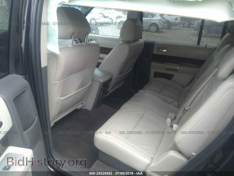 2011 Ford FLEX (VIN 2FMGK5CC9BBD08924) — фото 8 из 10
