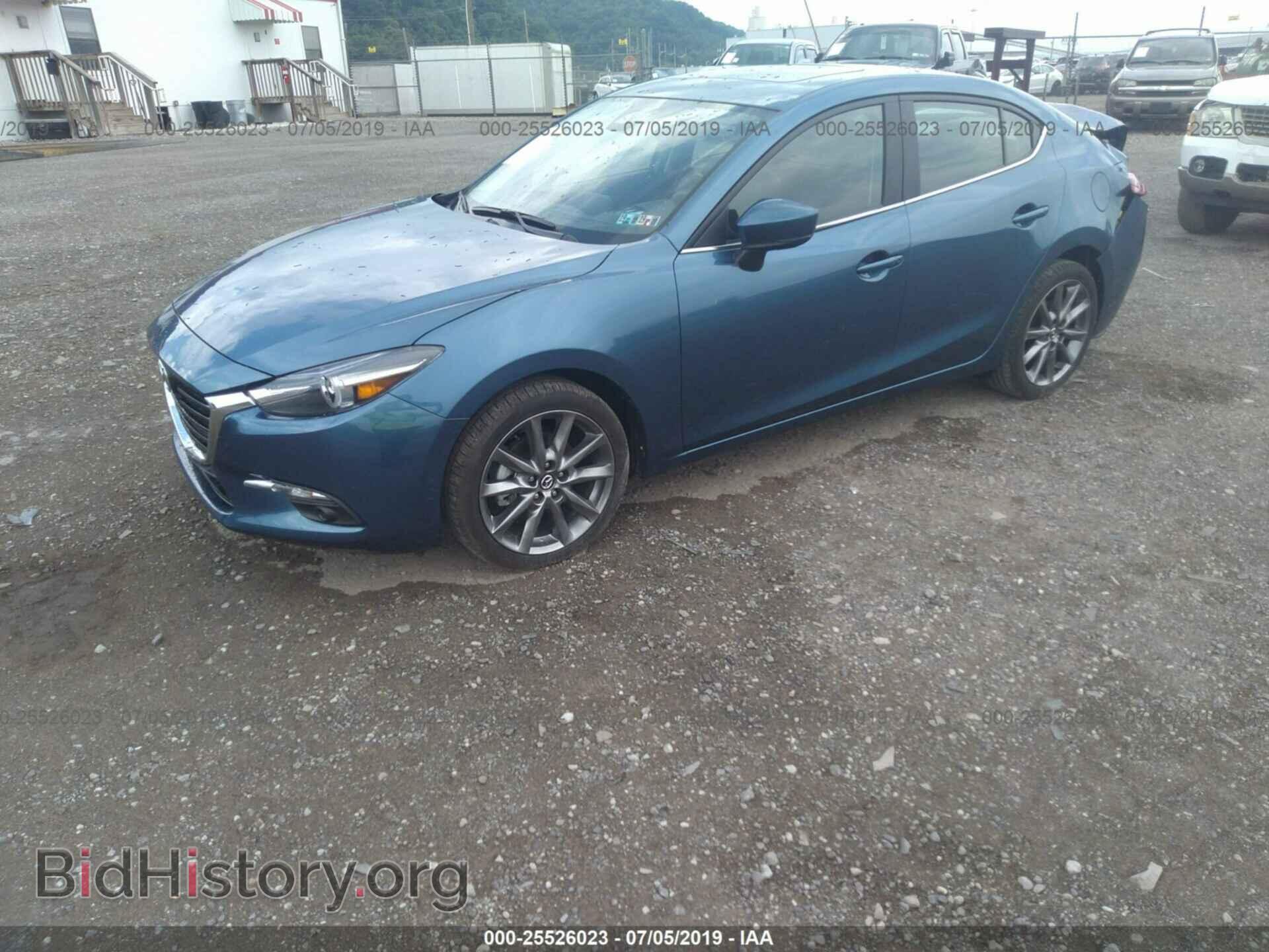 2018 MAZDA 3 - VIN: 3MZBN1W35JM255773 - Фото 2