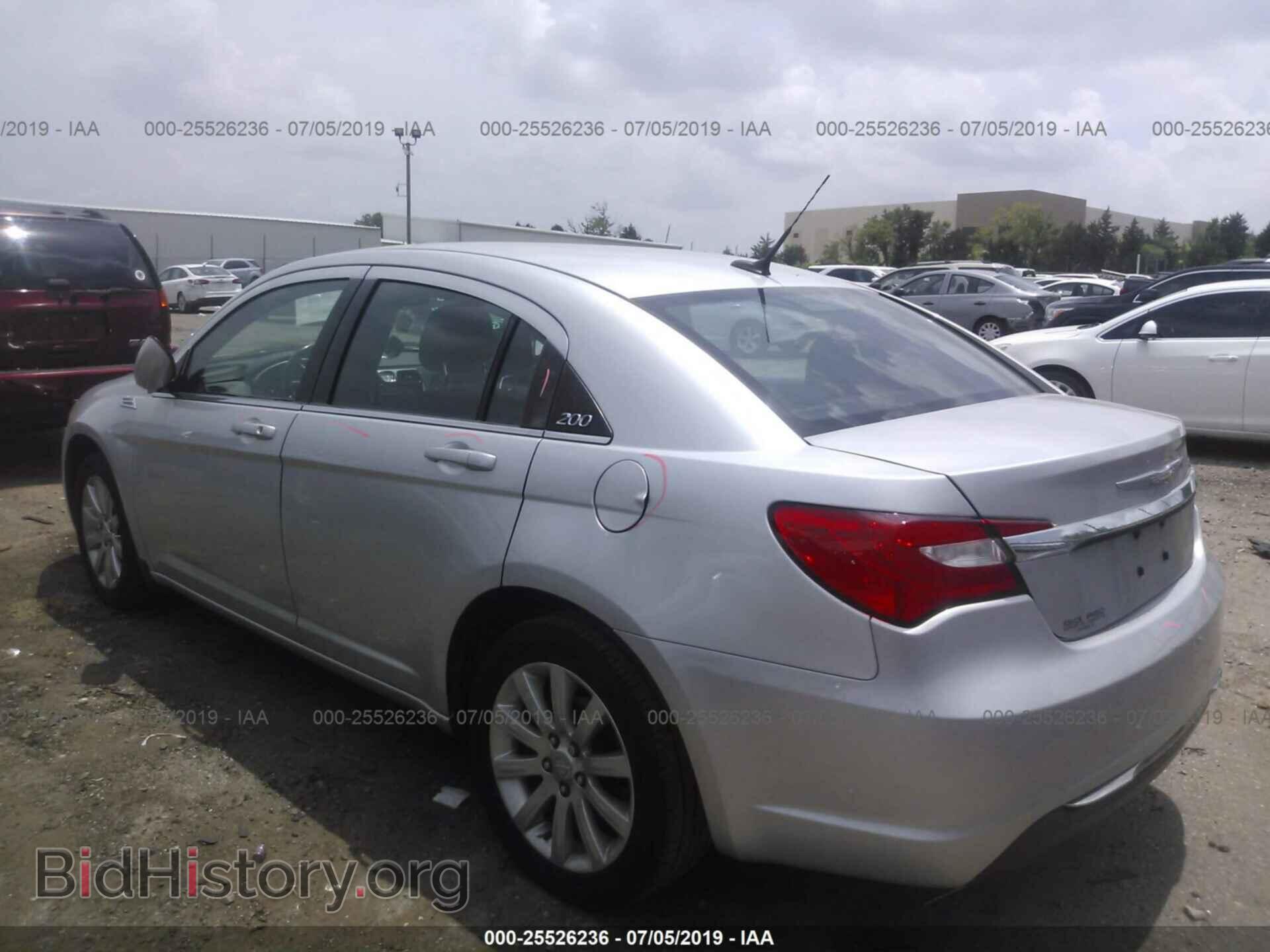 2011 CHRYSLER 200 - VIN: 1C3BC1FBXBN500823 - Фото 3