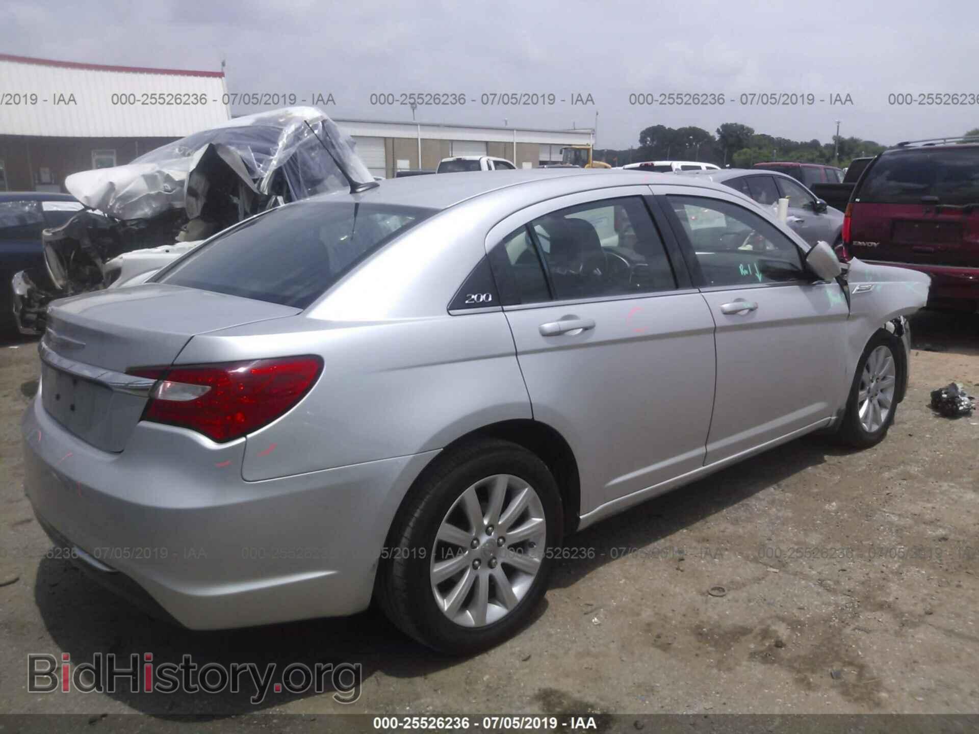 2011 CHRYSLER 200 - VIN: 1C3BC1FBXBN500823 - Фото 4