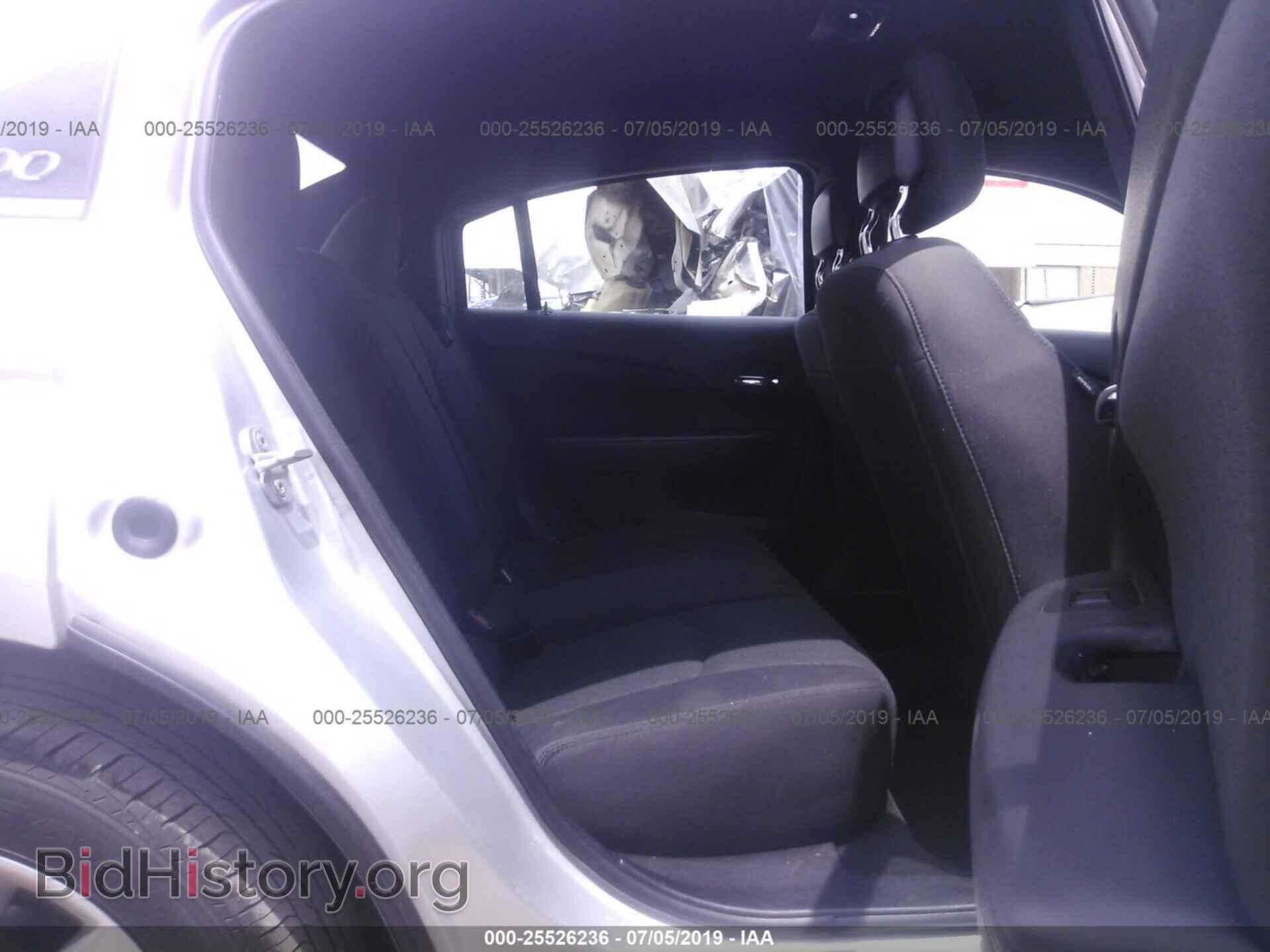 2011 CHRYSLER 200 - VIN: 1C3BC1FBXBN500823 - Фото 8