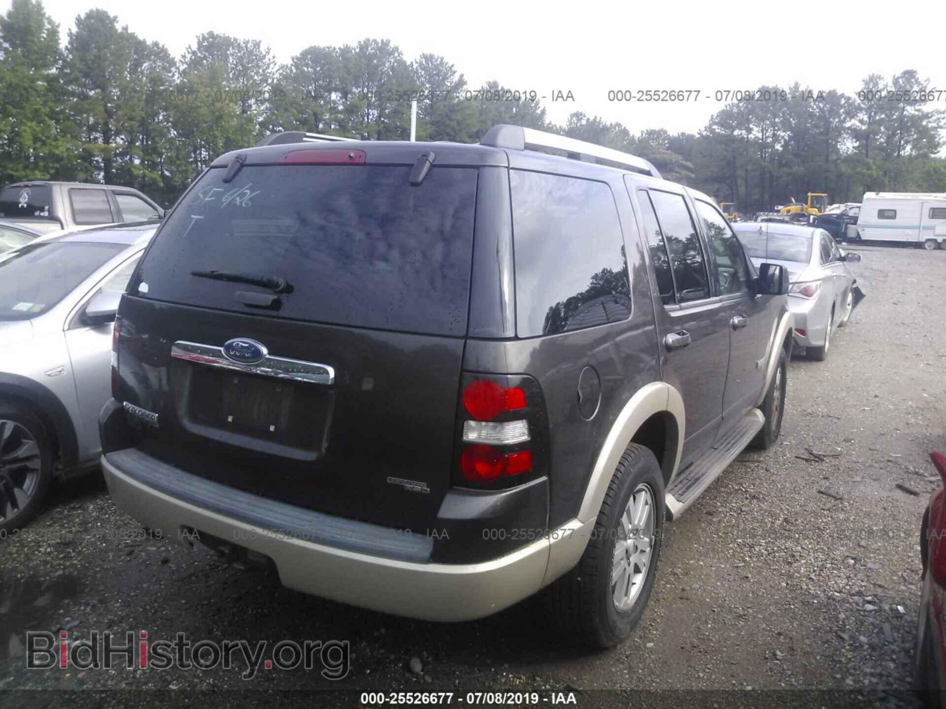 2006 FORD EXPLORER - VIN: 1FMEU74E56UB63541 - Фото 4
