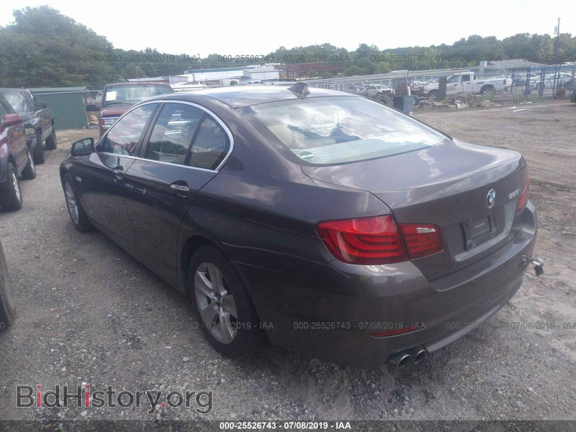 2011 BMW 528 - VIN: WBAFR1C52BC741083 - Фото 3