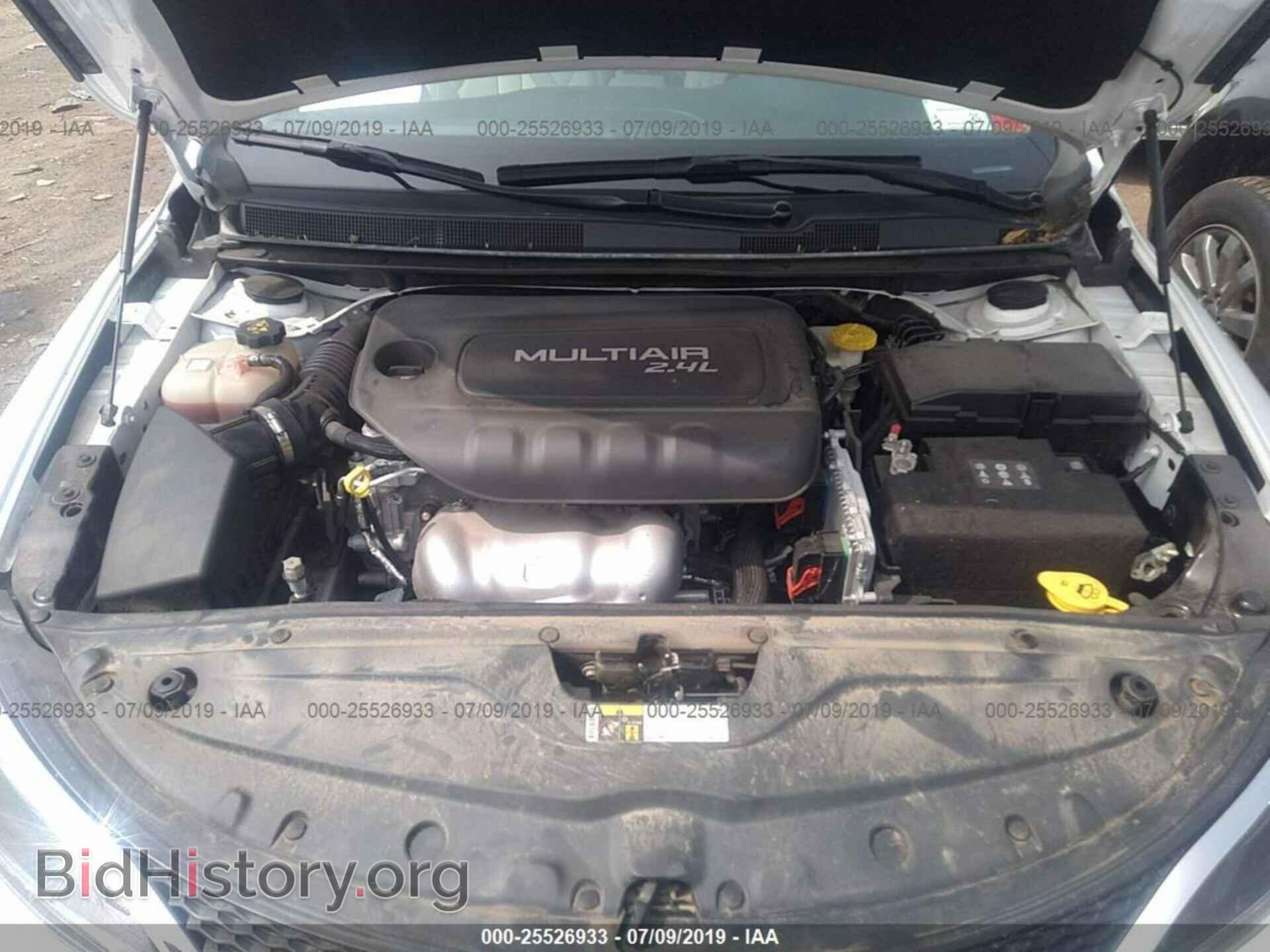 2016 CHRYSLER 200 - VIN: 1C3CCCAB9GN156772 - Photo 10