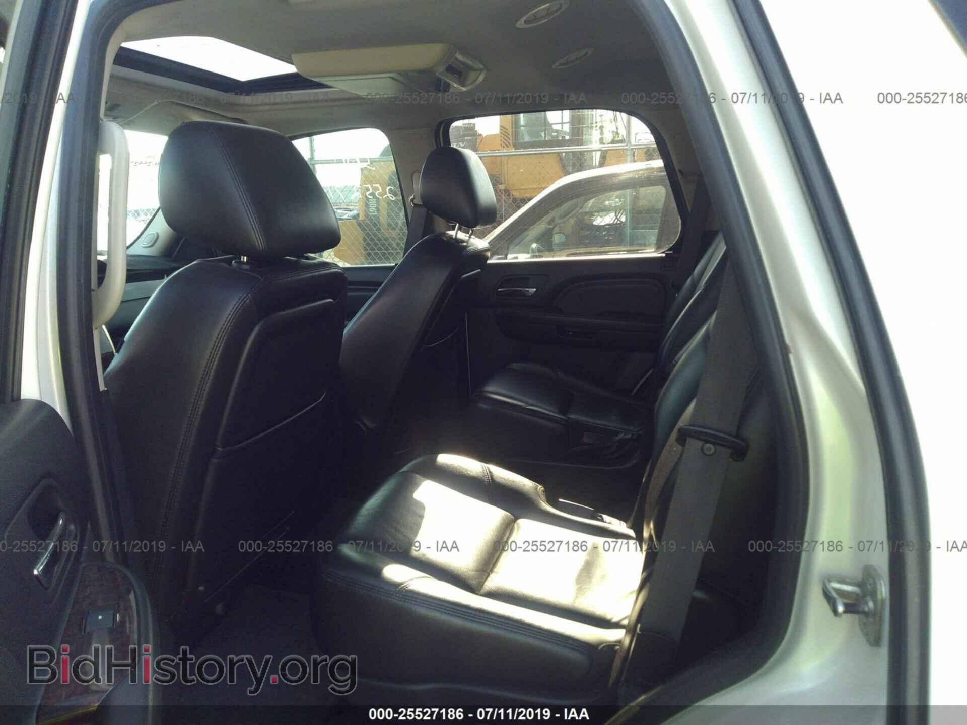2011 GMC YUKON - VIN: 1GKS2EEF1BR221882 - Фото 8
