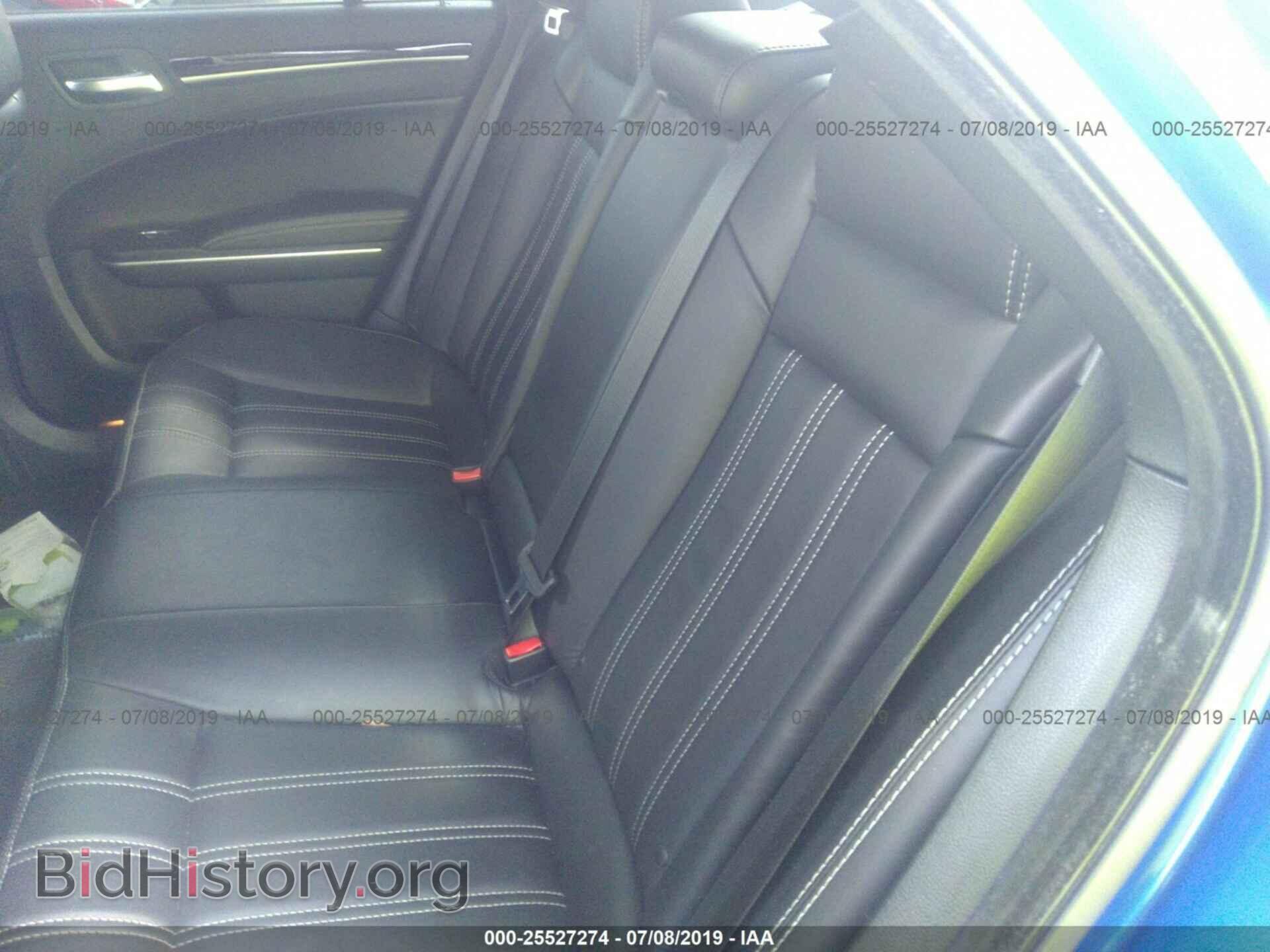 2018 CHRYSLER 300 - VIN: 2C3CCABG6JH264152 - Фото 8