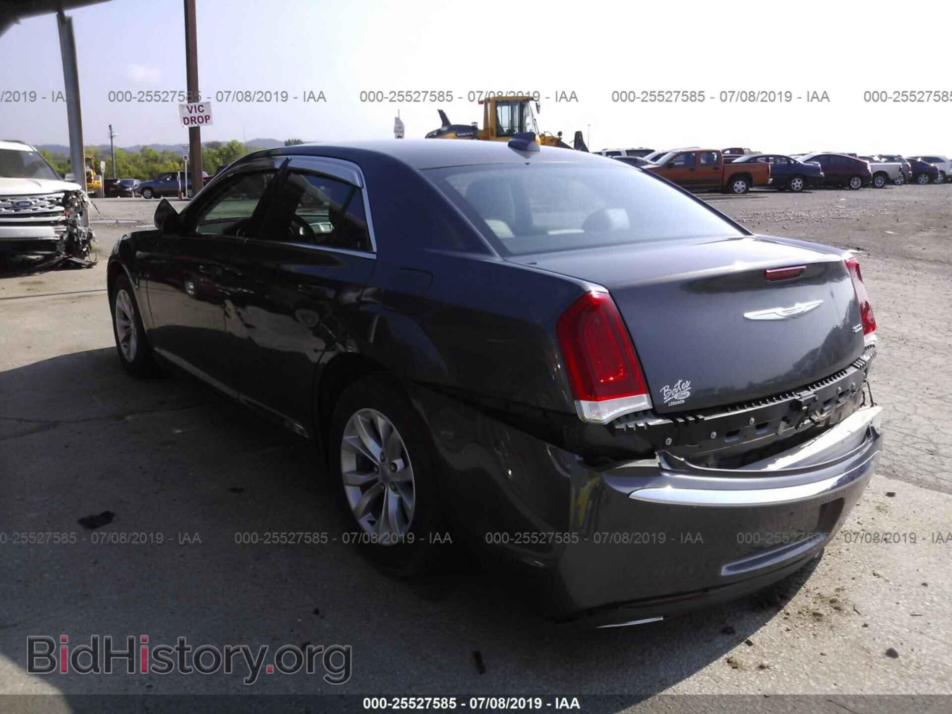 2015 CHRYSLER 300 - VIN: 2C3CCAAG9FH898452 - Фото 3