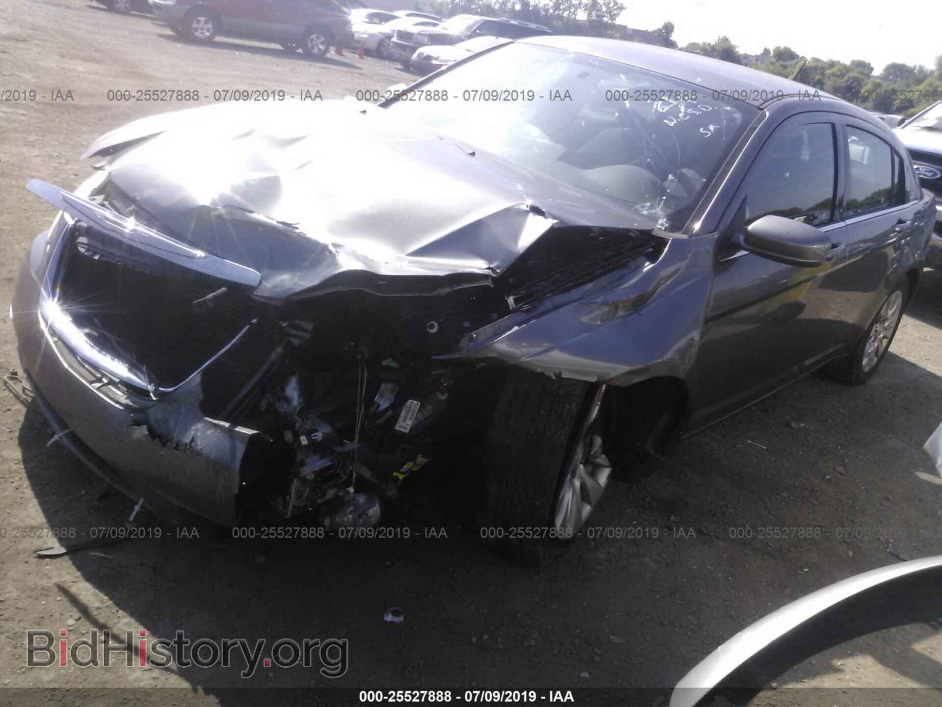 2012 CHRYSLER 200 - VIN: 1C3CCBAB3CN163849 - Фото 2