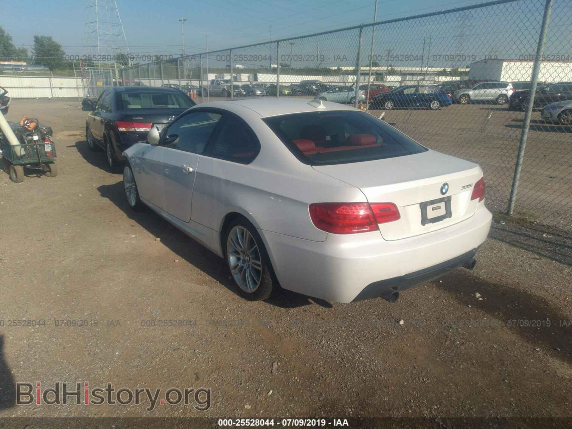 2013 BMW 335 - VIN: WBAKF9C54DE860248 - Фото 3