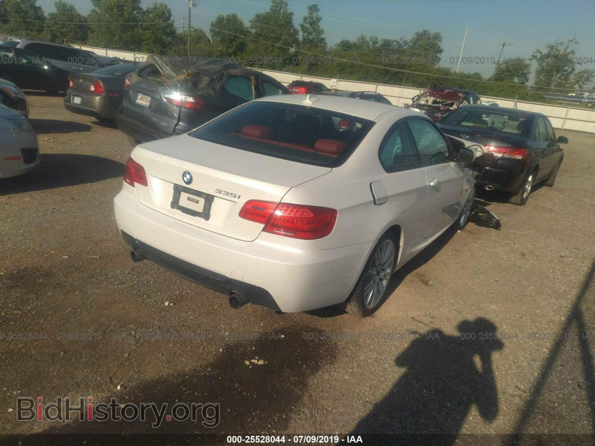 2013 BMW 335 - VIN: WBAKF9C54DE860248 - Фото 4