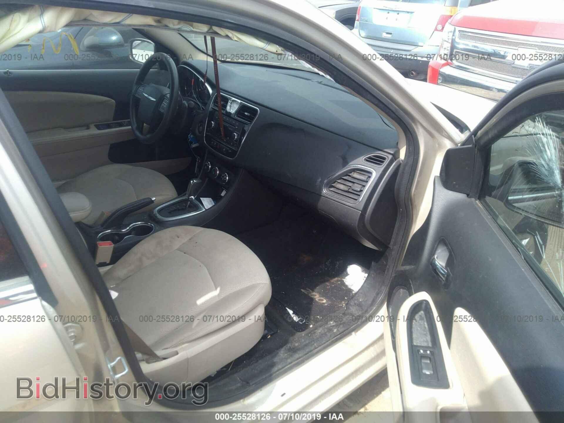 2013 CHRYSLER 200 - VIN: 1C3CCBAG7DN724051 - Photo 5