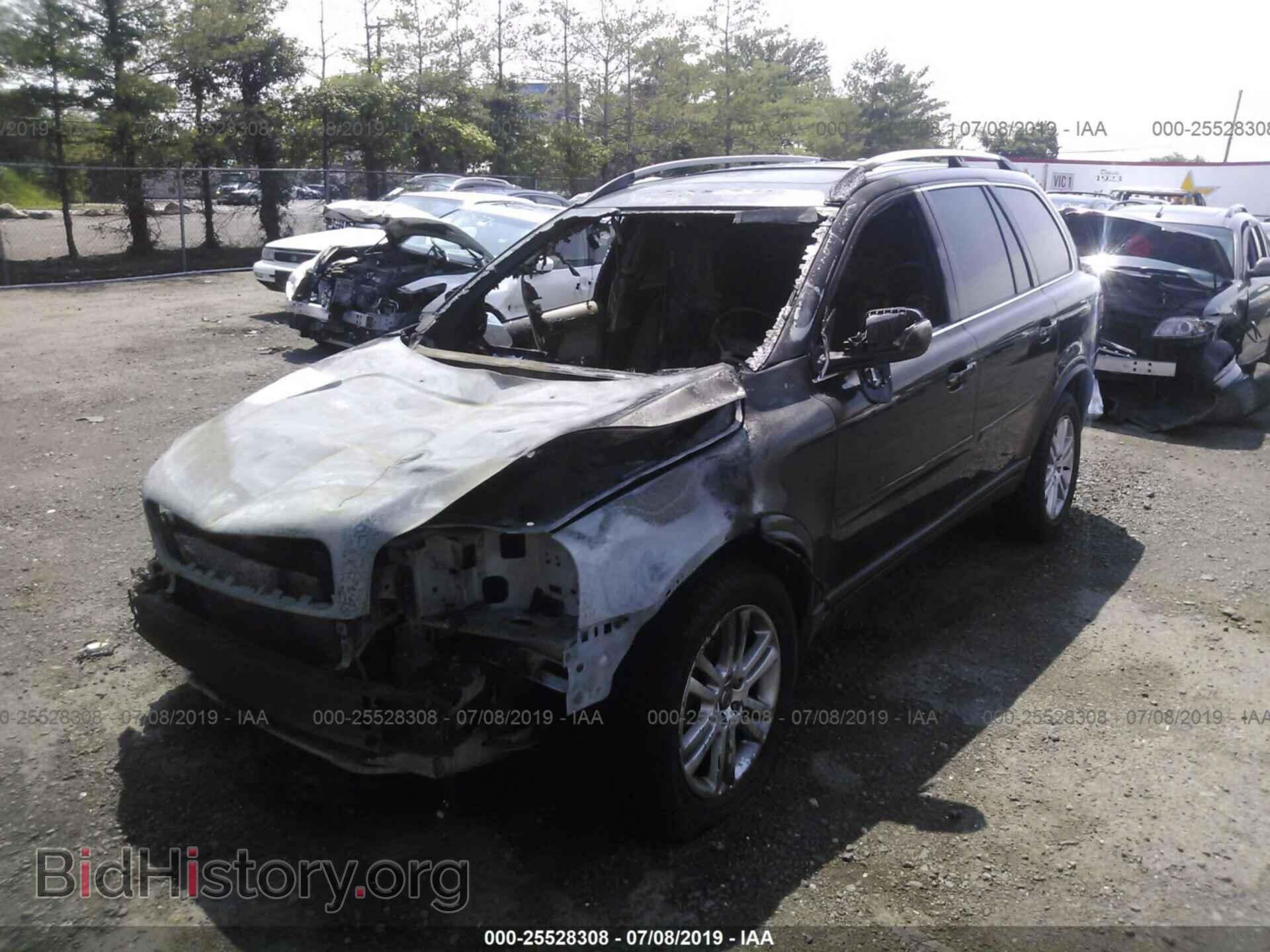 2011 VOLVO XC90 - VIN: YV4952CZ3B1574424 - Фото 2