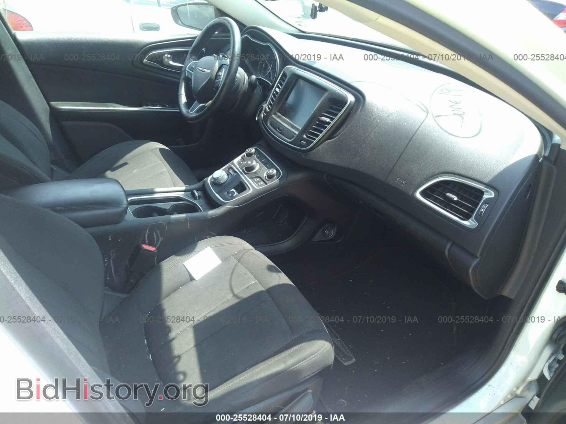 2016 CHRYSLER 200 - VIN: 1C3CCCAB7GN122815 - Фото 5