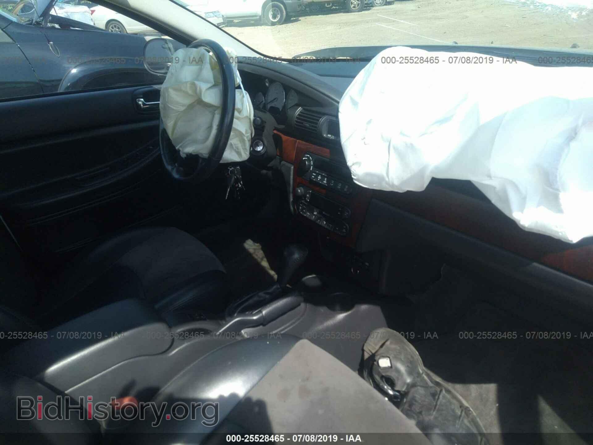 2006 CHRYSLER SEBRING - VIN: 1C3AL66R56N101281 - Фото 5