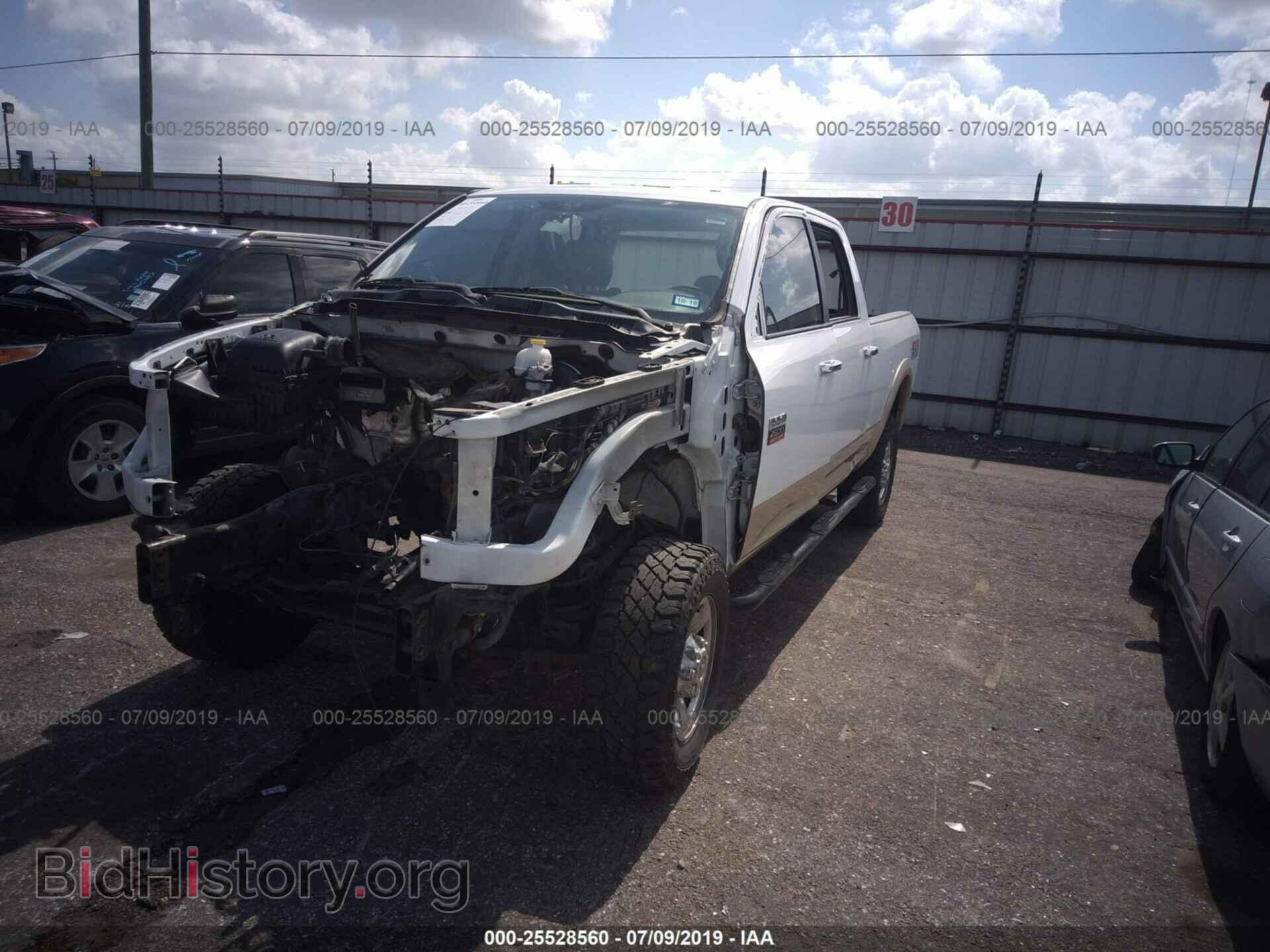 2011 DODGE RAM 2500 - VIN: 3D7TT2CTXBG522323 - Фото 2