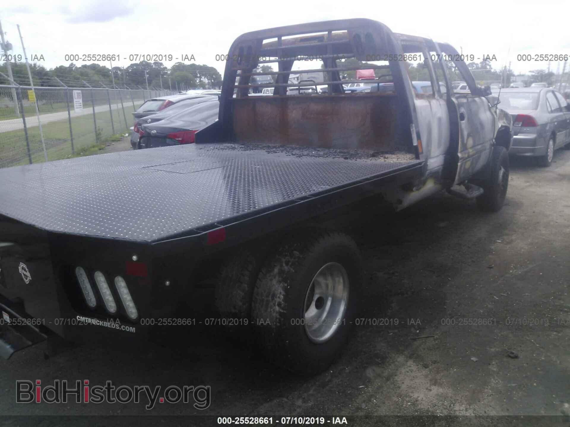 1997 DODGE RAM 3500 - VIN: 3B7MF33D2VM578962 - Фото 4