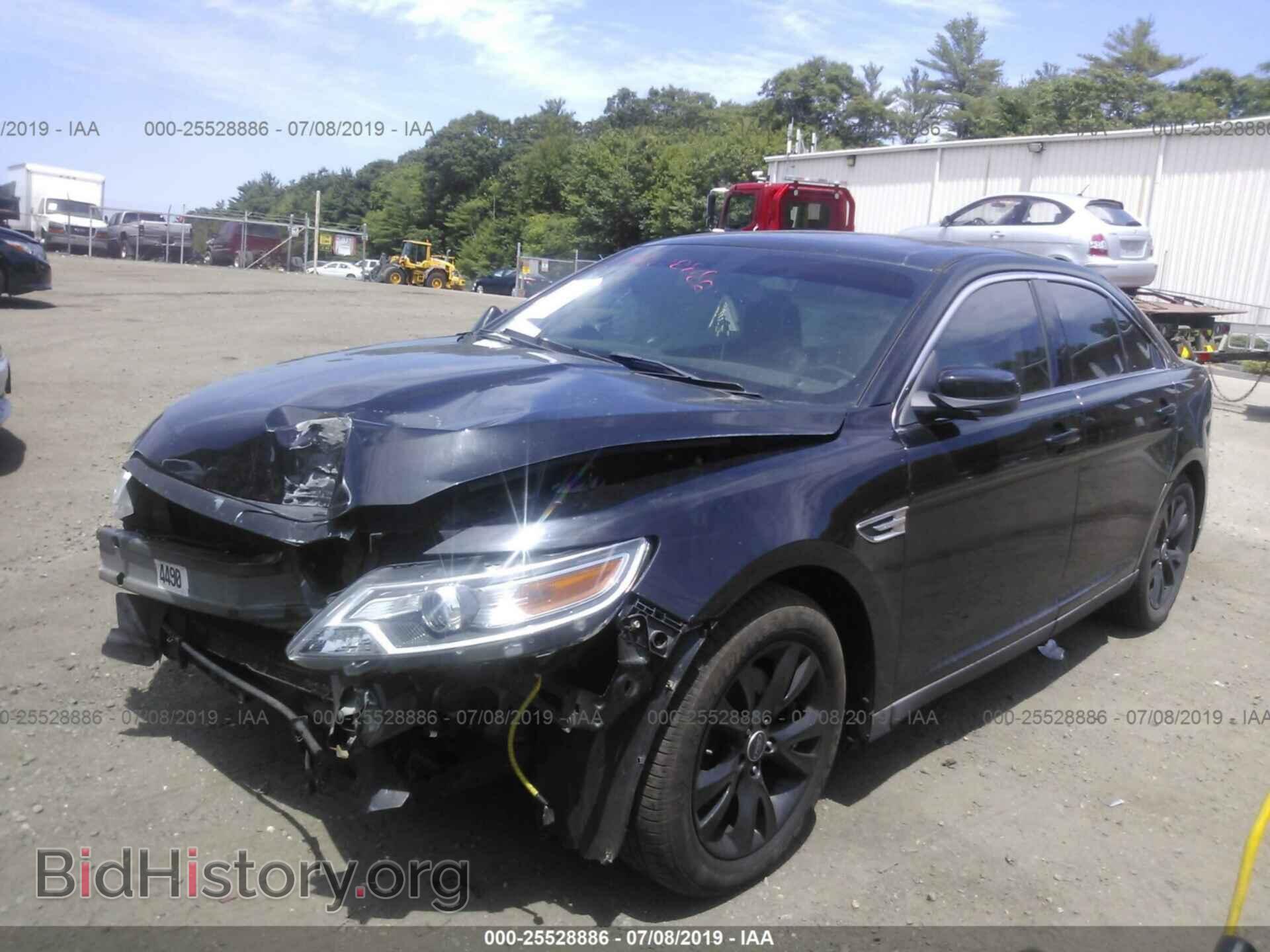 2011 FORD TAURUS - VIN: 1FAHP2EW4BG122917 - Фото 2