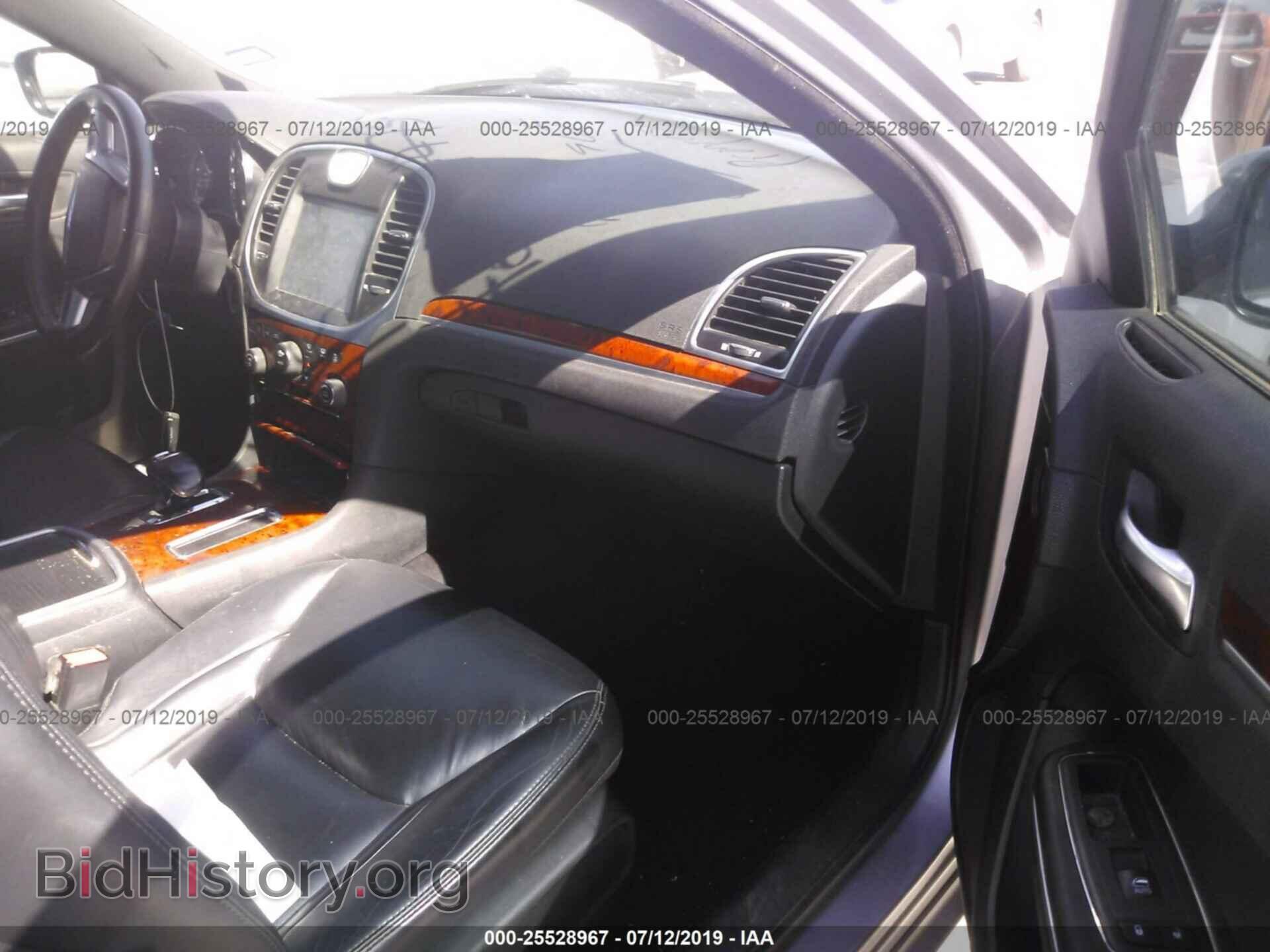 2013 CHRYSLER 300 - VIN: 2C3CCAAG0DH572326 - Фото 5