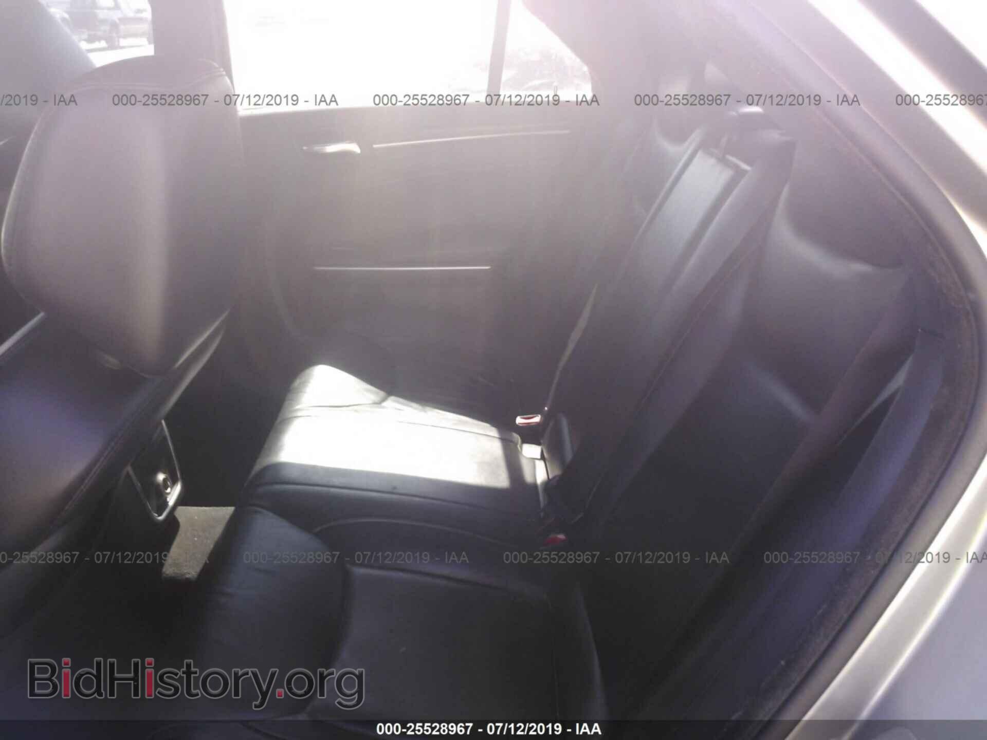 2013 CHRYSLER 300 - VIN: 2C3CCAAG0DH572326 - Фото 8