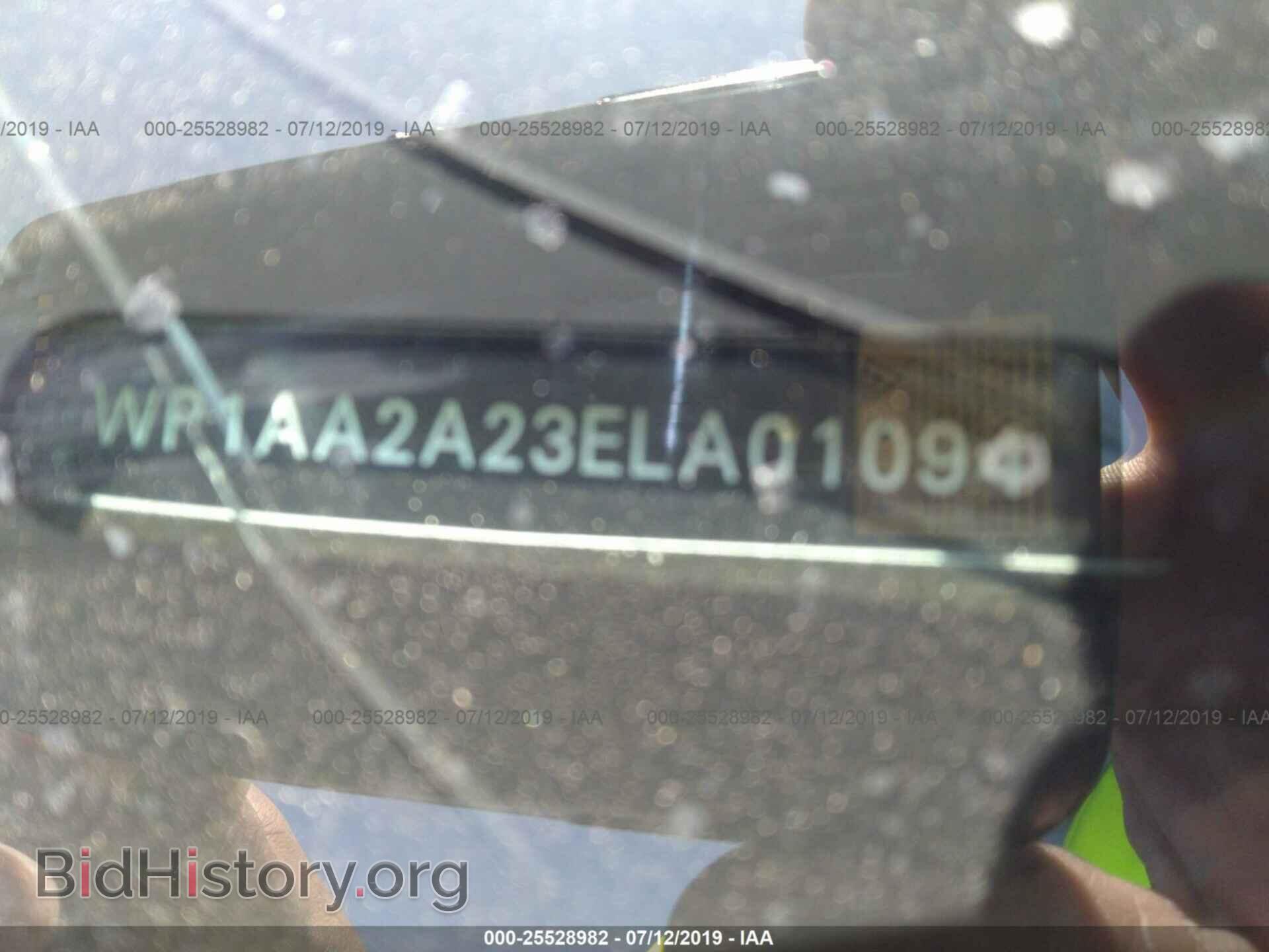 2014 PORSCHE CAYENNE - VIN: WP1AA2A23ELA01094 - Фото 9