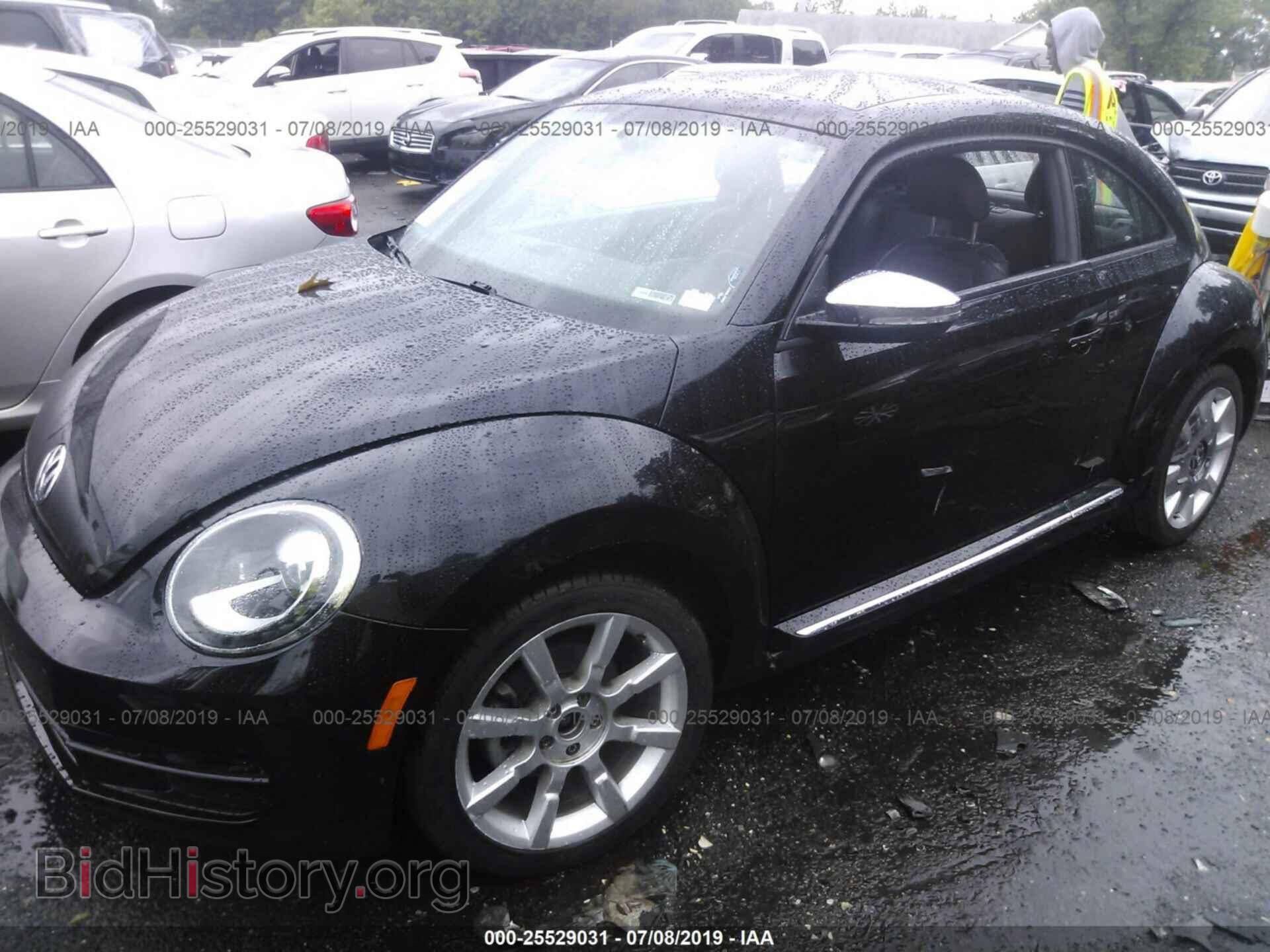 2013 VOLKSWAGEN BEETLE - VIN: 3VWJX7AT5DM653389 - Фото 2