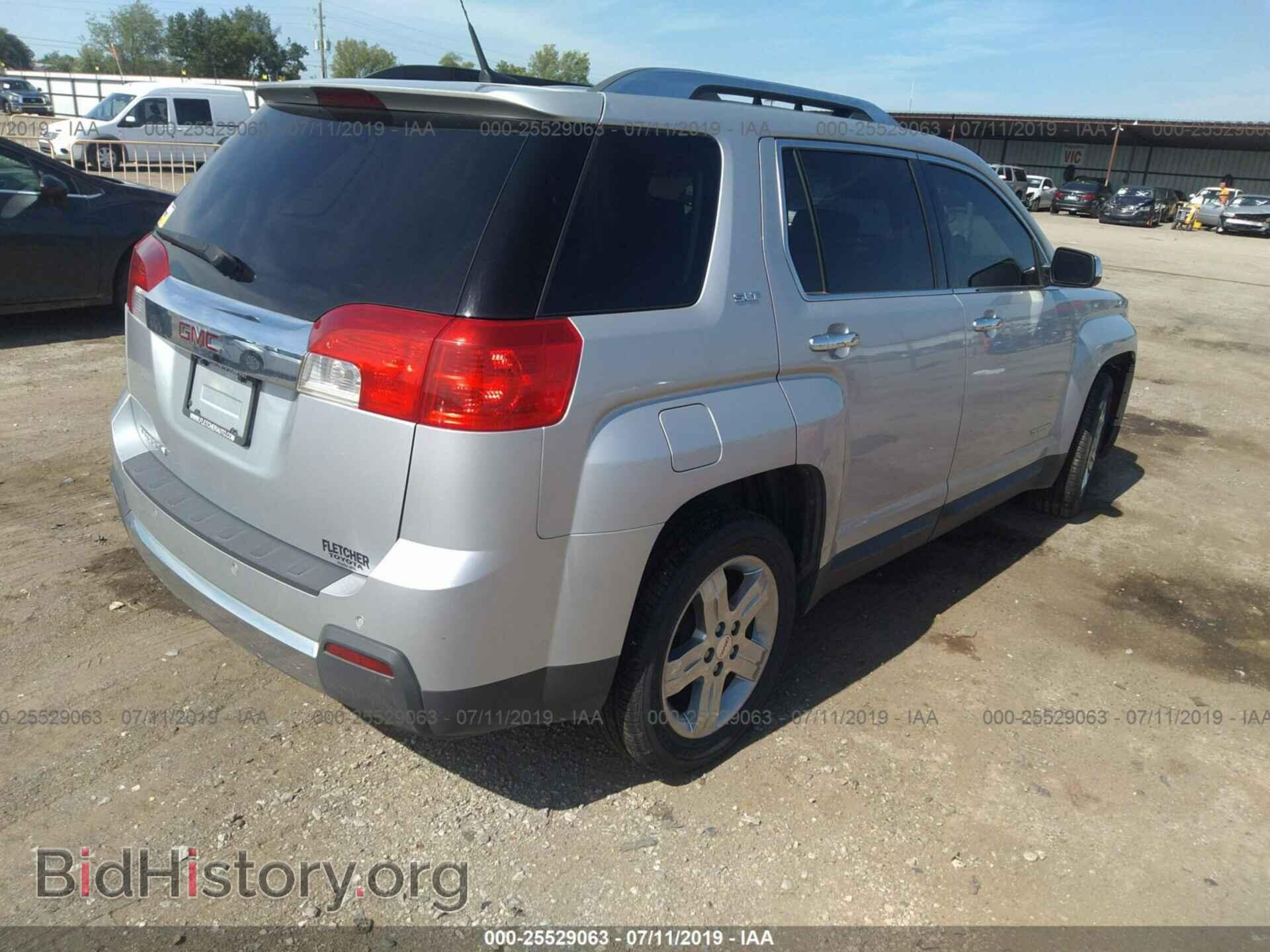 2011 GMC TERRAIN - VIN: 2CTALWEC3B6445932 - Photo 4