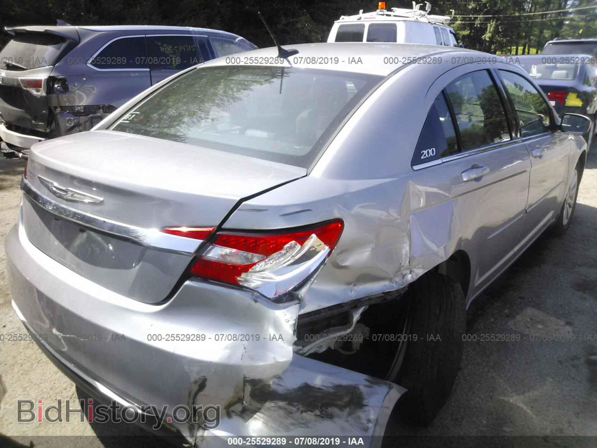 2013 CHRYSLER 200 - VIN: 1C3CCBBB1DN624711 - Фото 4