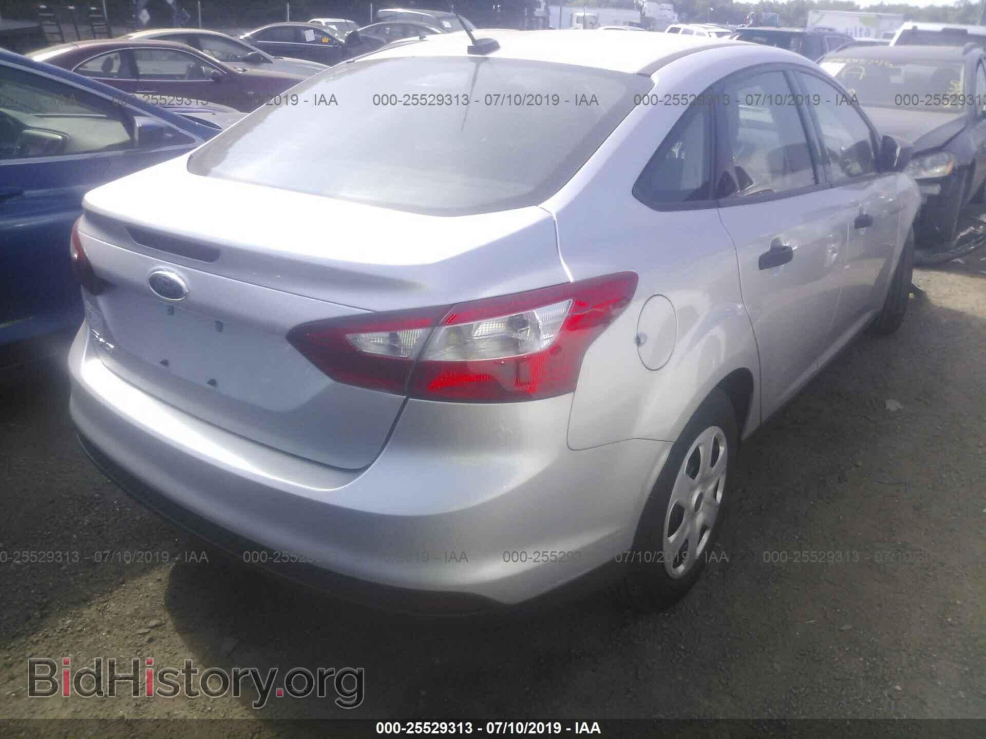 2013 FORD FOCUS - VIN: 1FADP3E25DL208040 - Фото 4