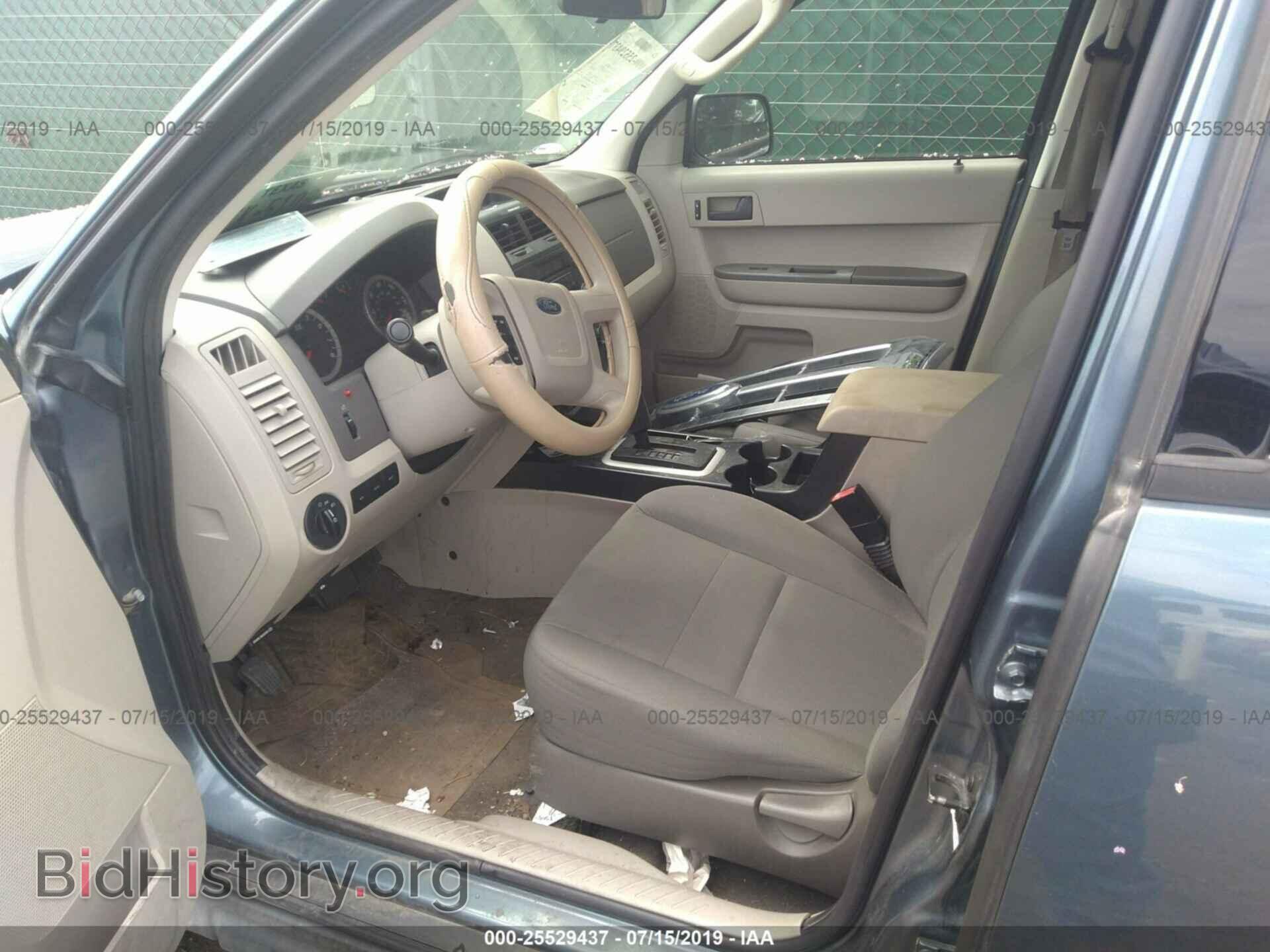 2011 FORD ESCAPE - VIN: 1FMCU0C73BKB03006 - Photo 5