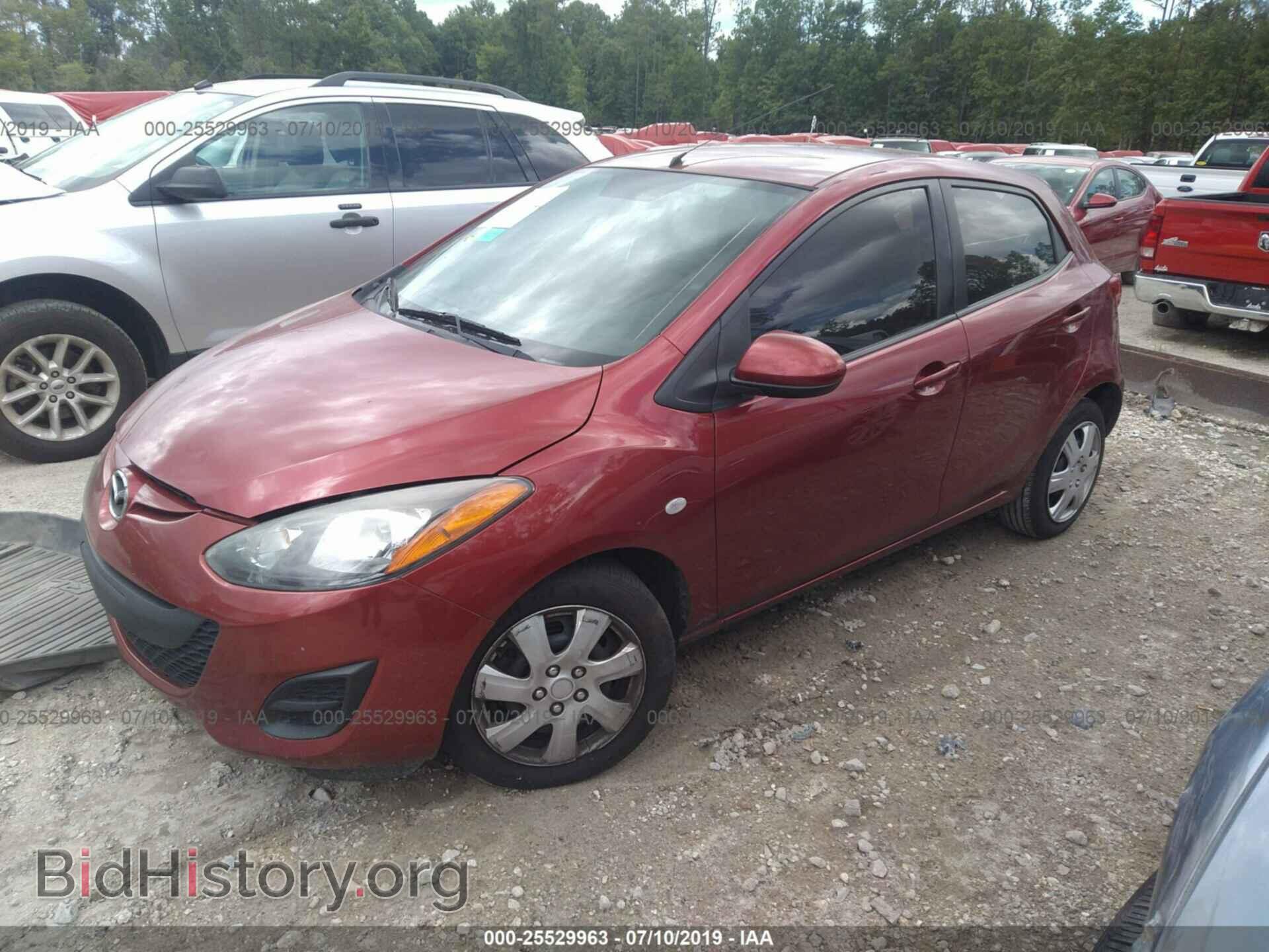 2014 MAZDA MAZDA2 - VIN: JM1DE1KYXE0182647 - Фото 2
