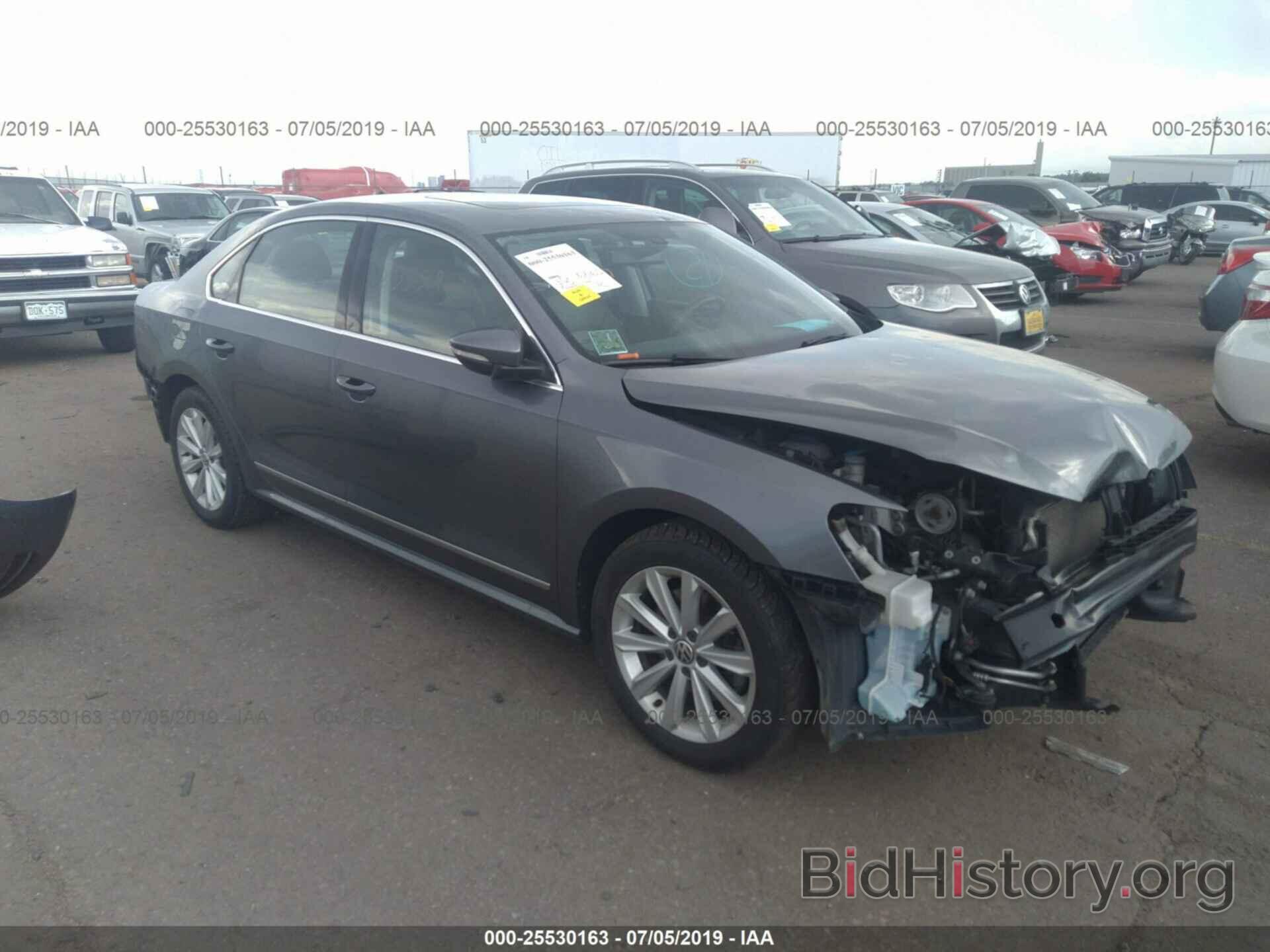 Photo 1VWCP7A3XCC036000 - VOLKSWAGEN PASSAT 2012