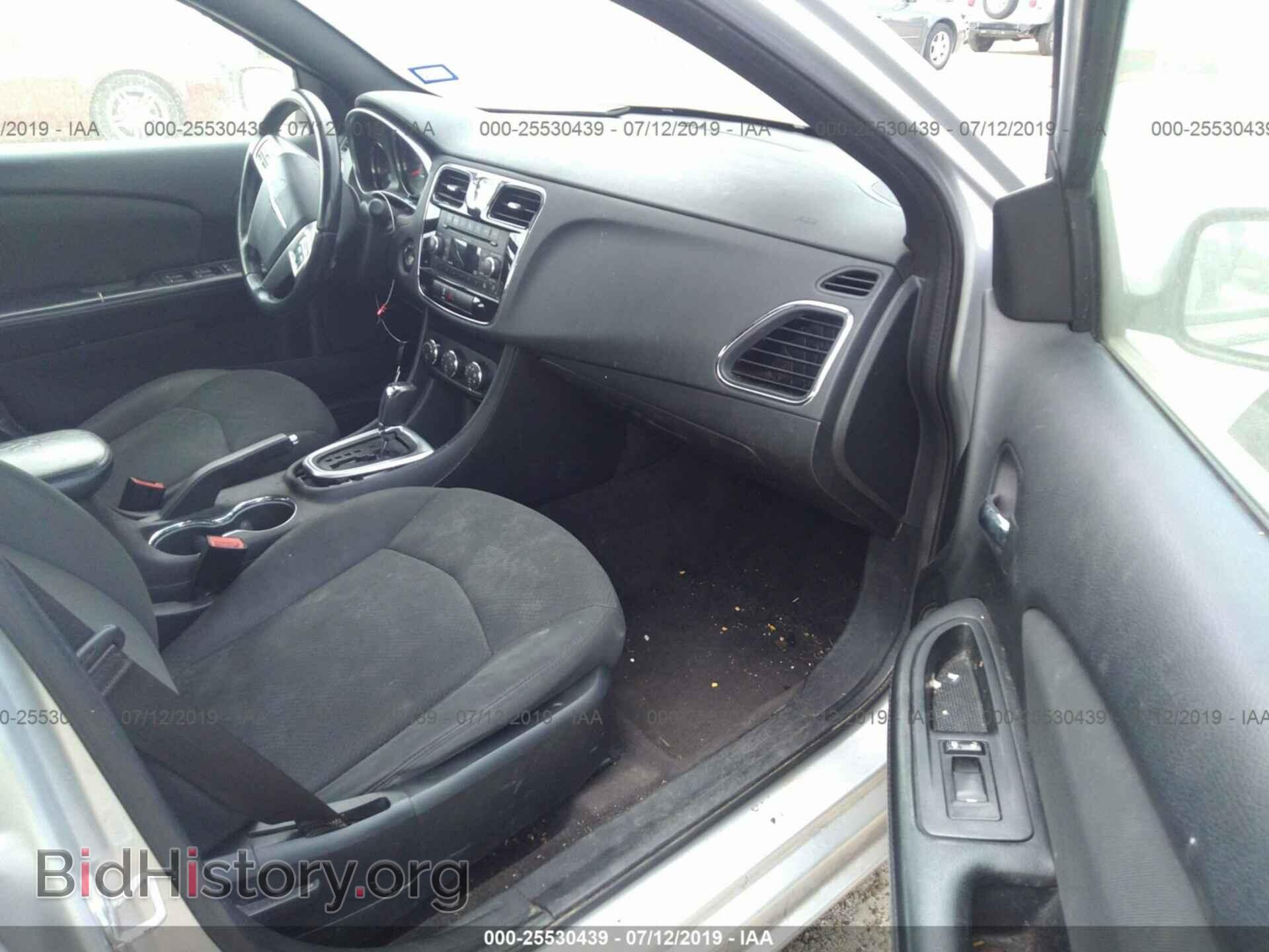 2011 CHRYSLER 200 - VIN: 1C3BC1FB9BN575805 - Фото 5