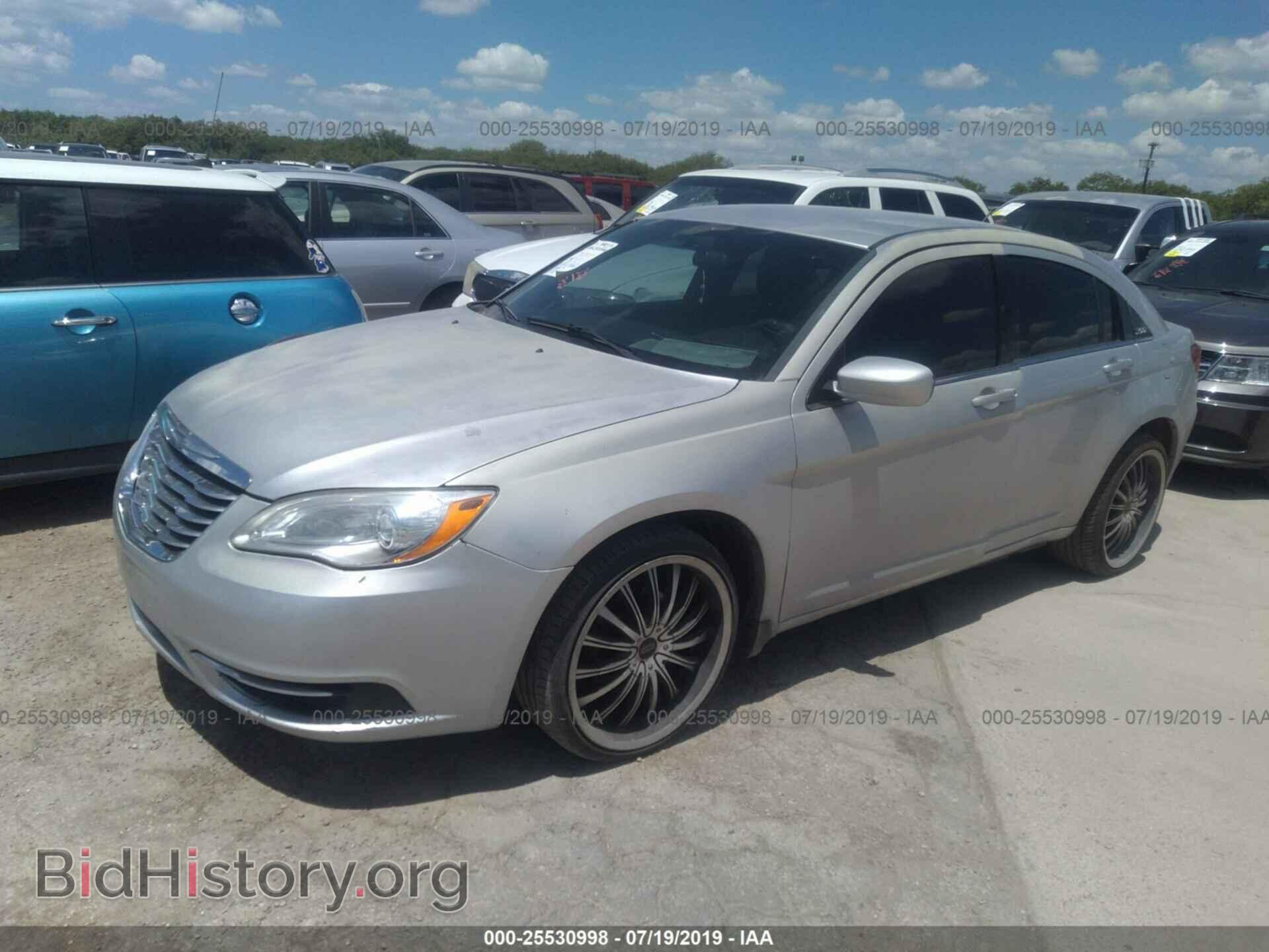 2012 CHRYSLER 200 - VIN: 1C3CCBBB2CN100515 - Фото 2