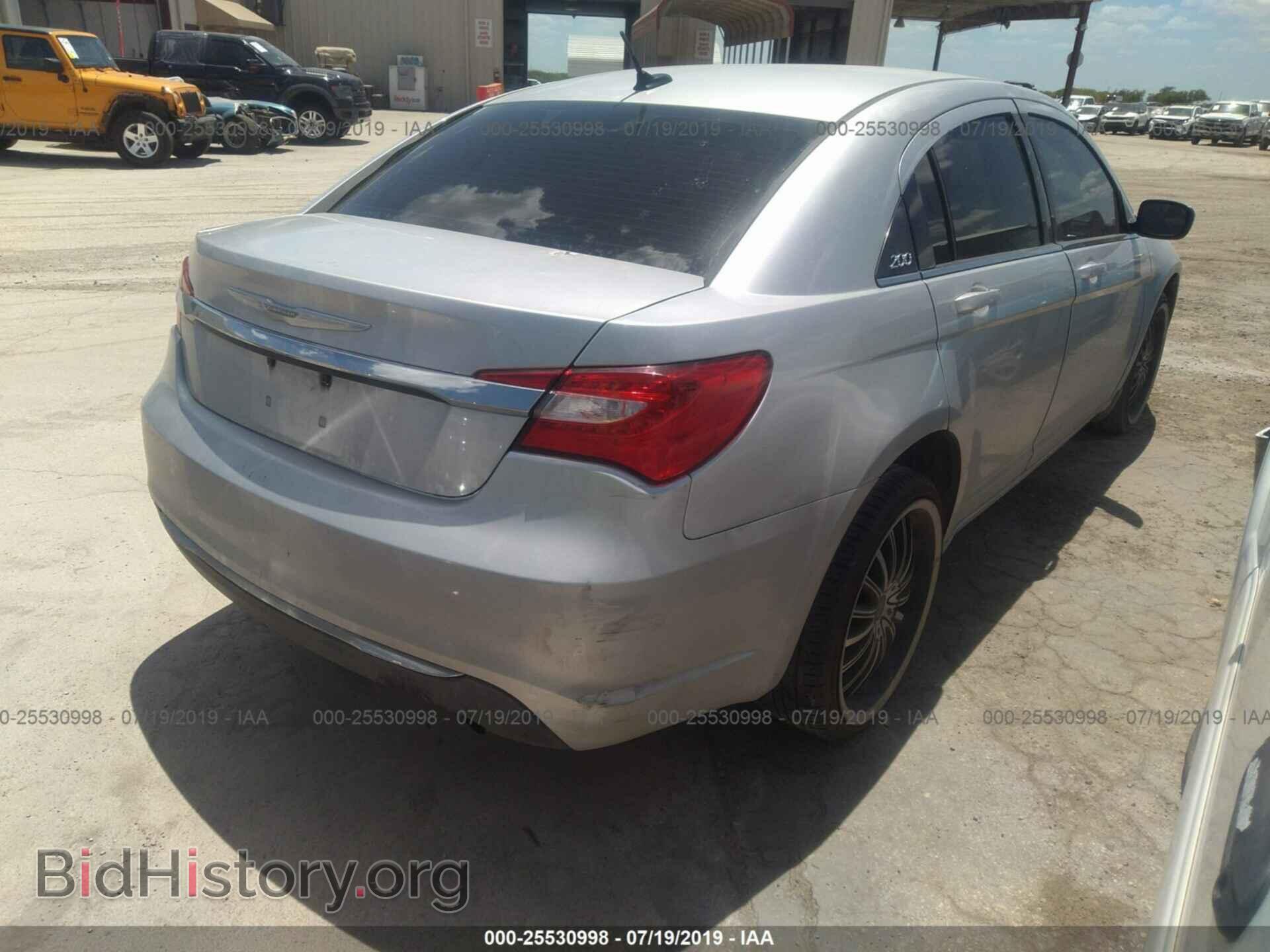 2012 CHRYSLER 200 - VIN: 1C3CCBBB2CN100515 - Фото 4